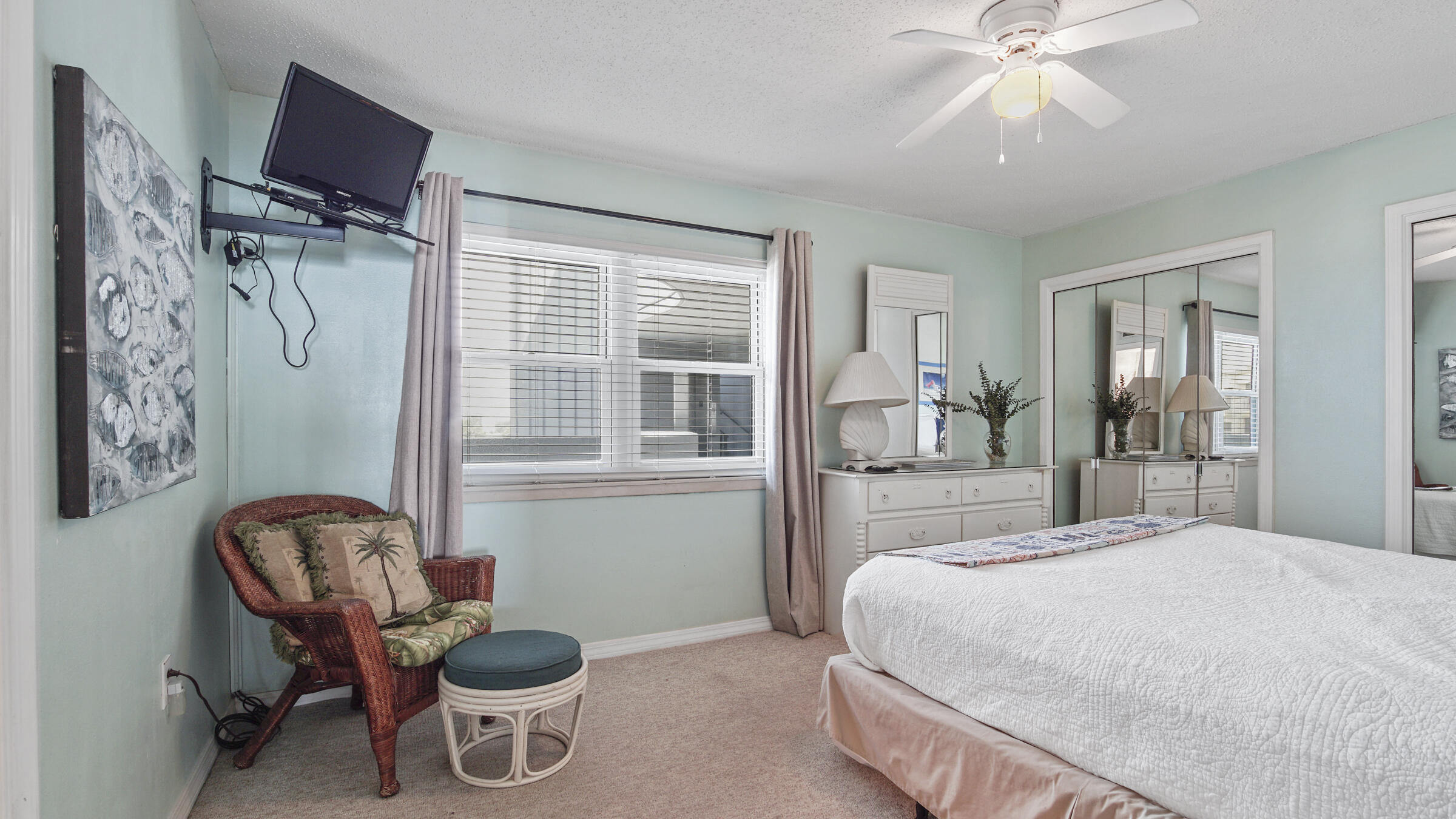 NAUTILUS CONDO - Residential