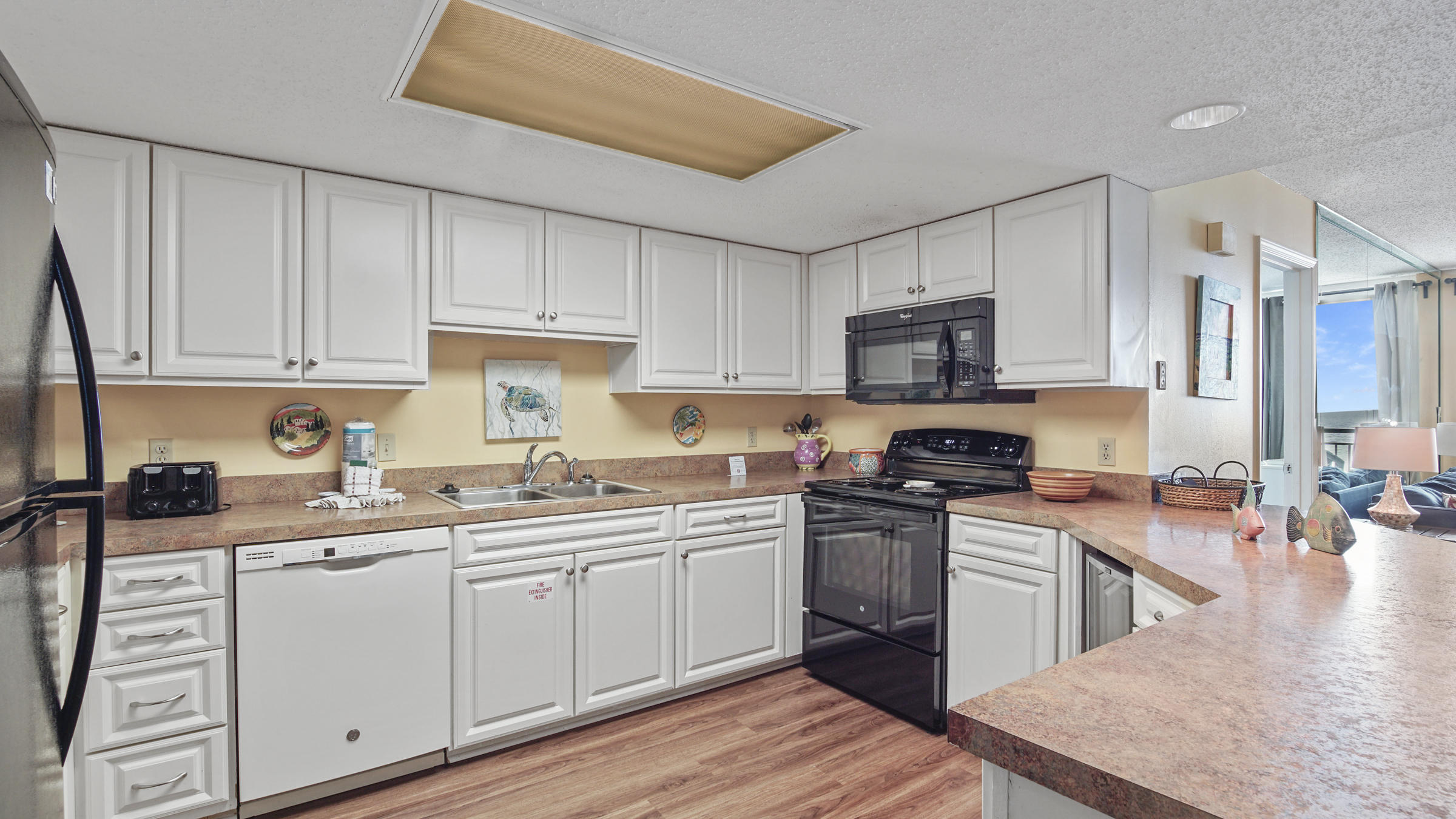 NAUTILUS CONDO - Residential