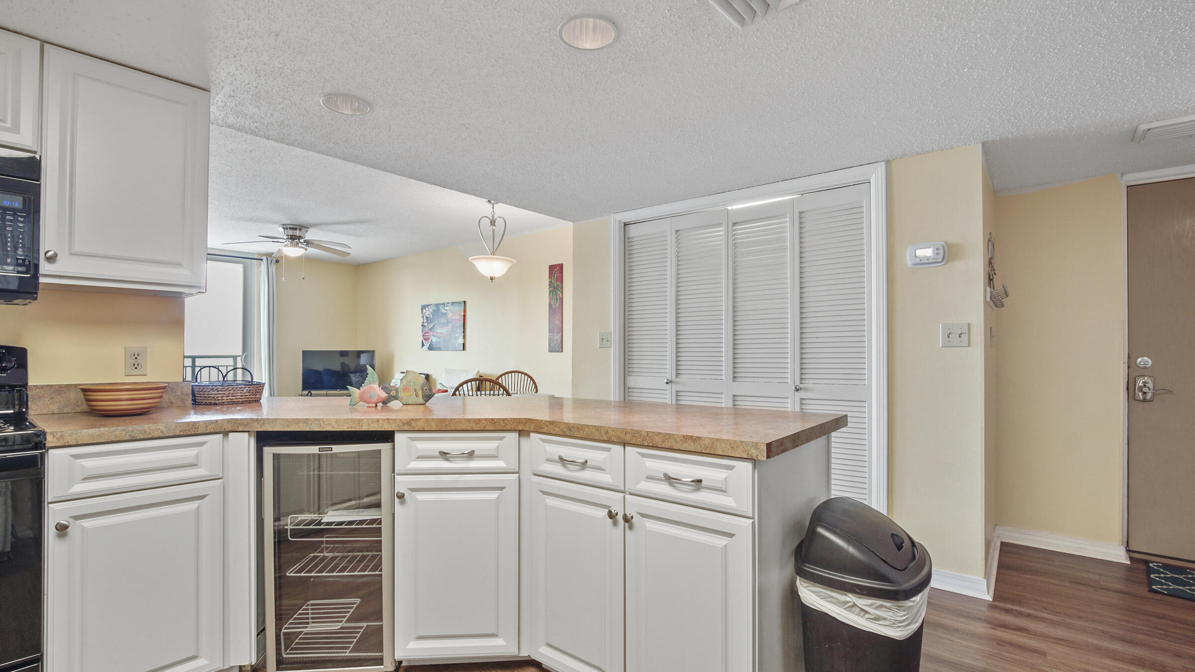 NAUTILUS CONDO - Residential