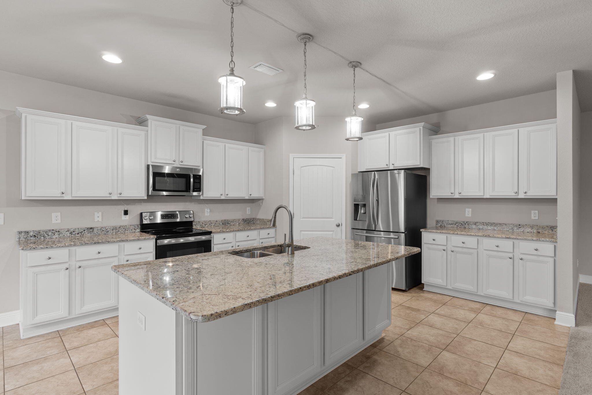 Redstone Commons - Residential Lease