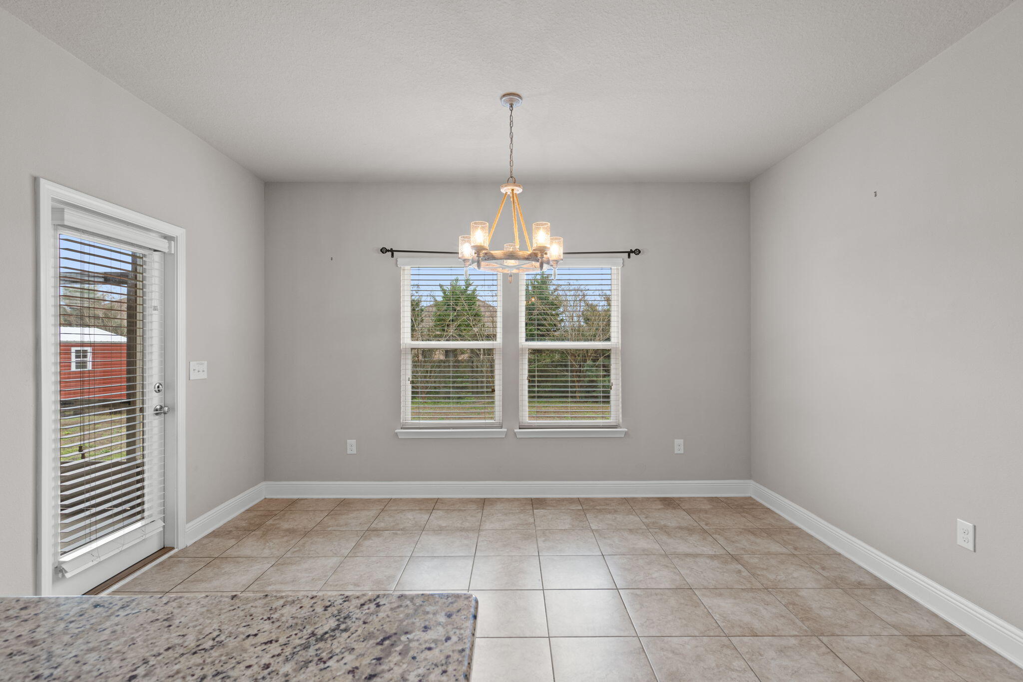 Redstone Commons - Residential Lease