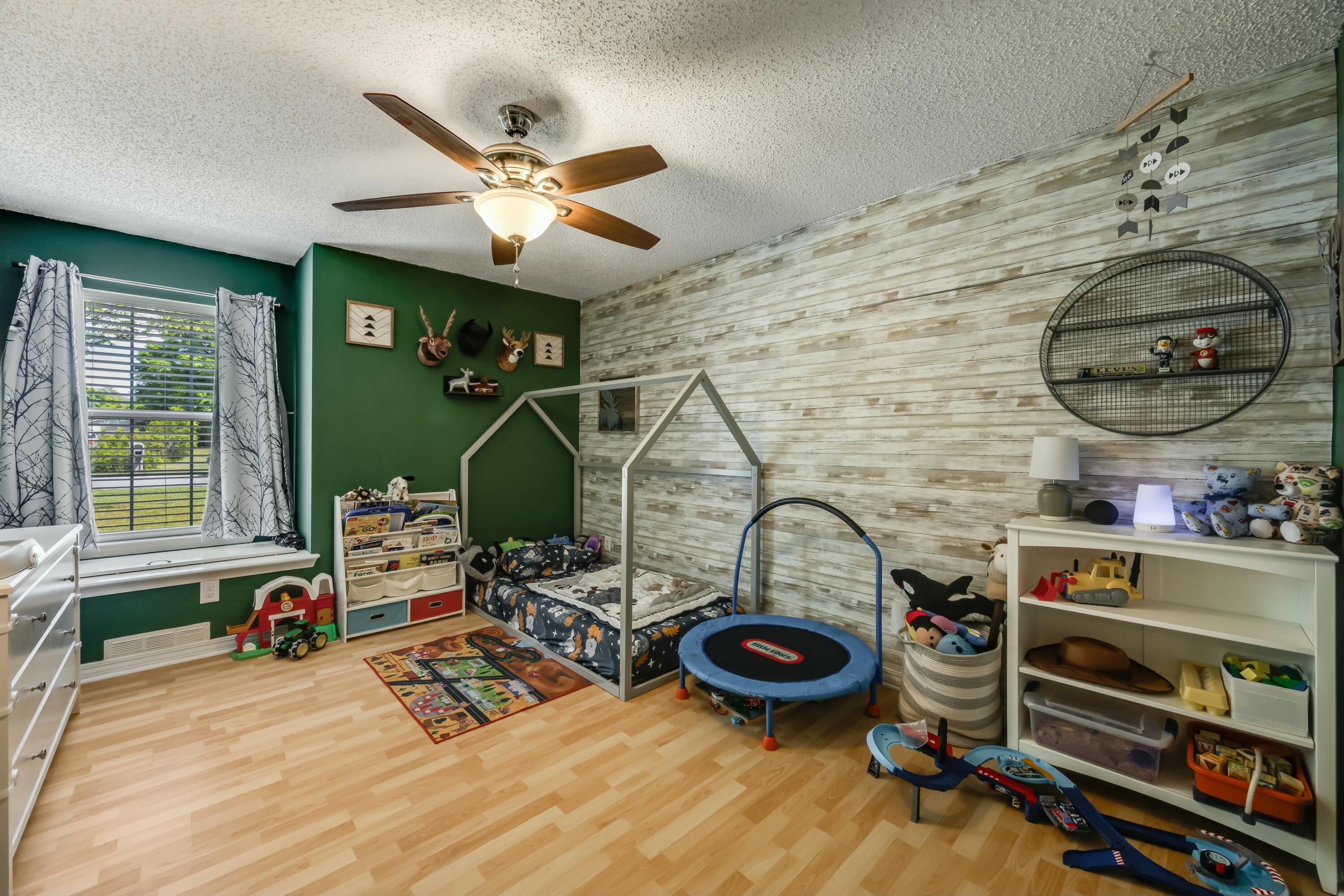 KINGSWOOD S/D - Residential