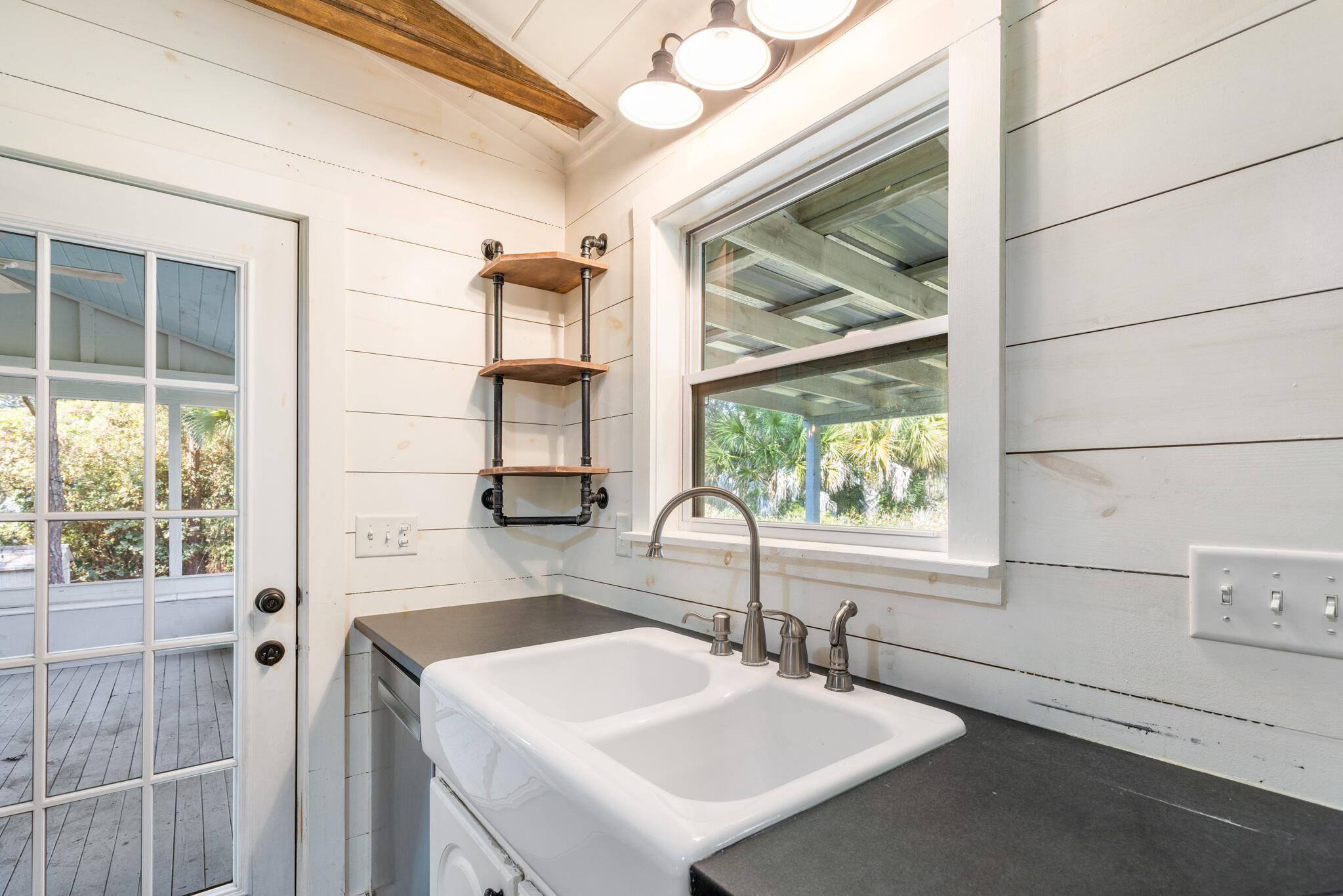 BEACH HIGHLAND 1ST ADD - Residential