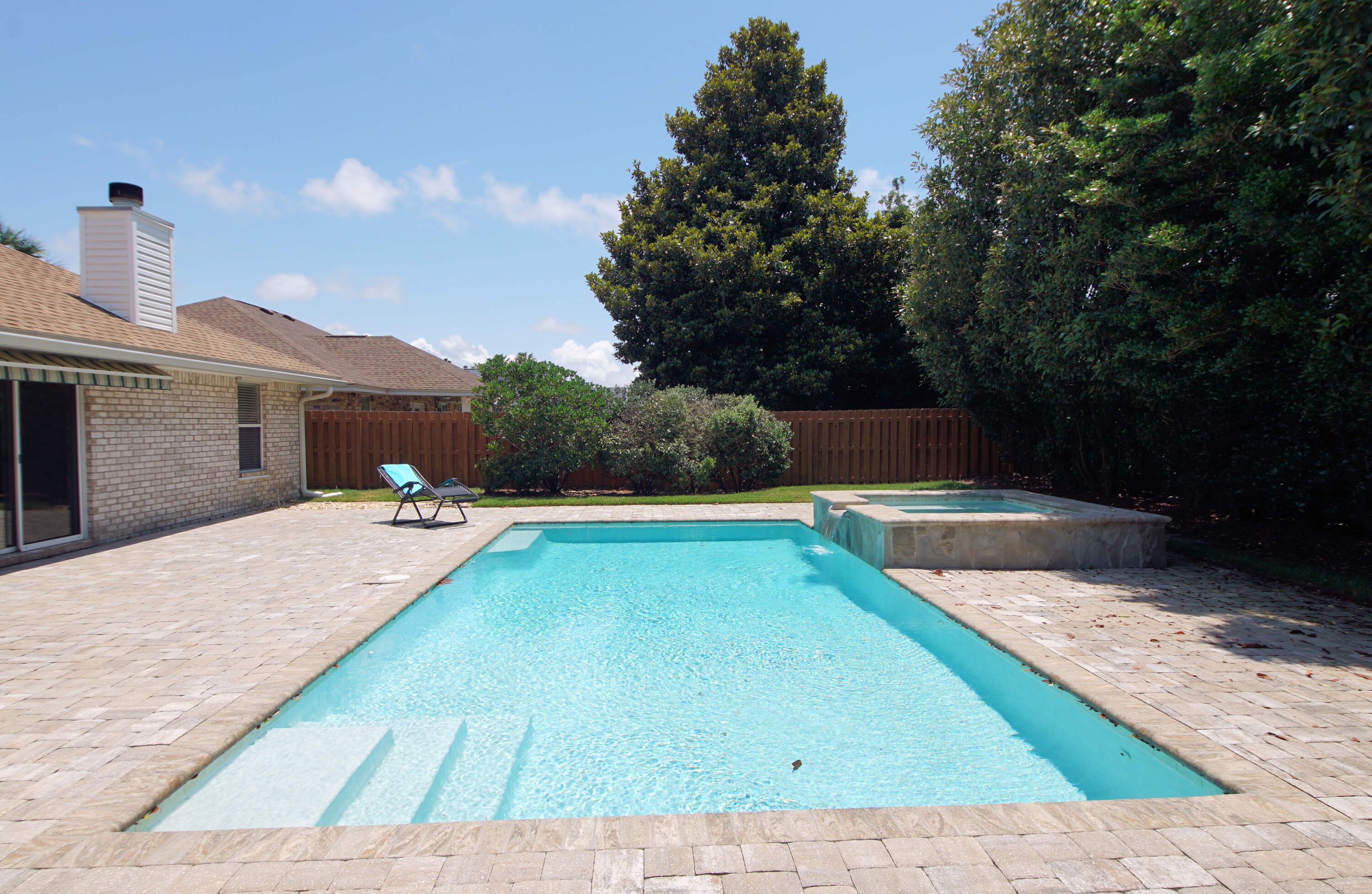 INDIAN LAKE - Residential Lease