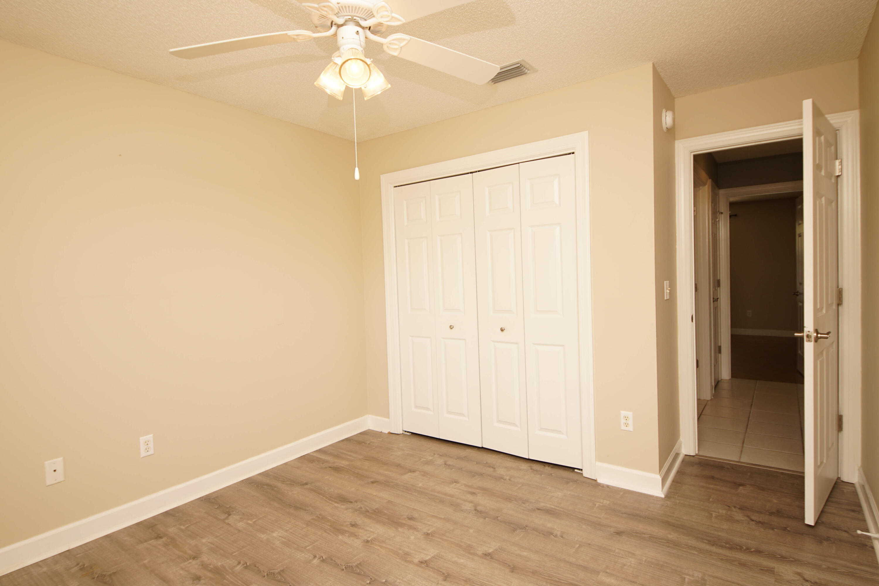 INDIAN LAKE - Residential Lease