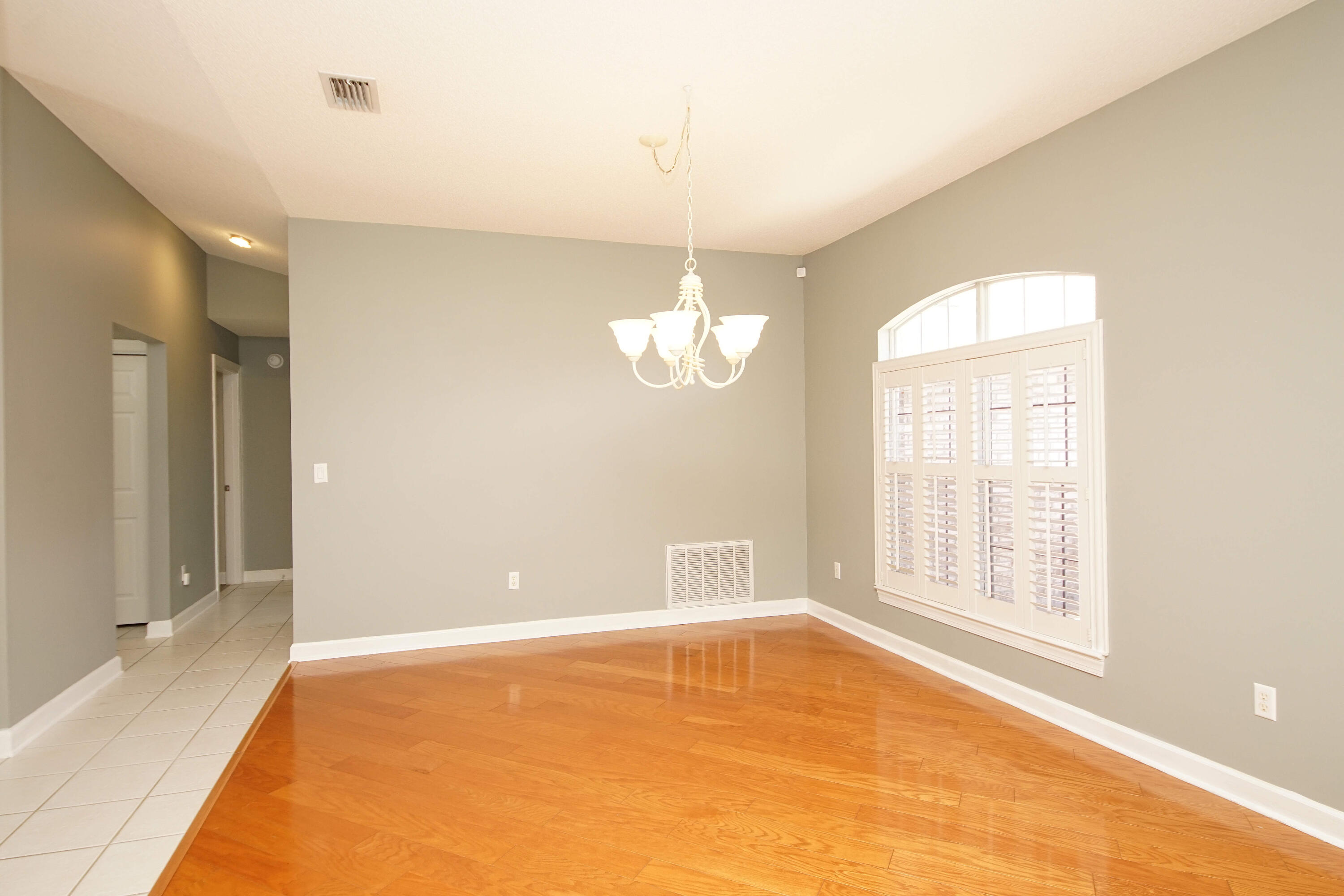 INDIAN LAKE - Residential Lease