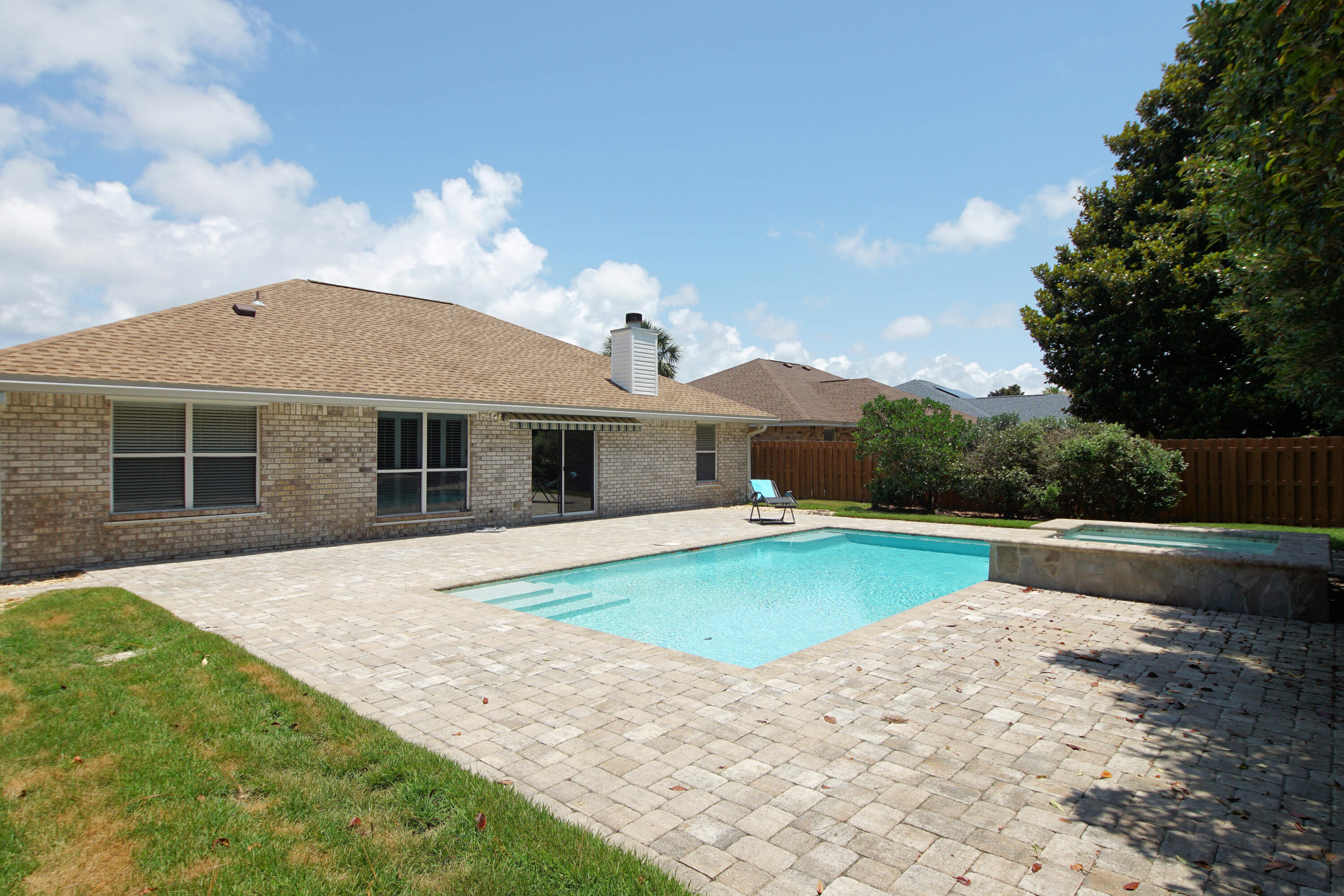 INDIAN LAKE - Residential Lease