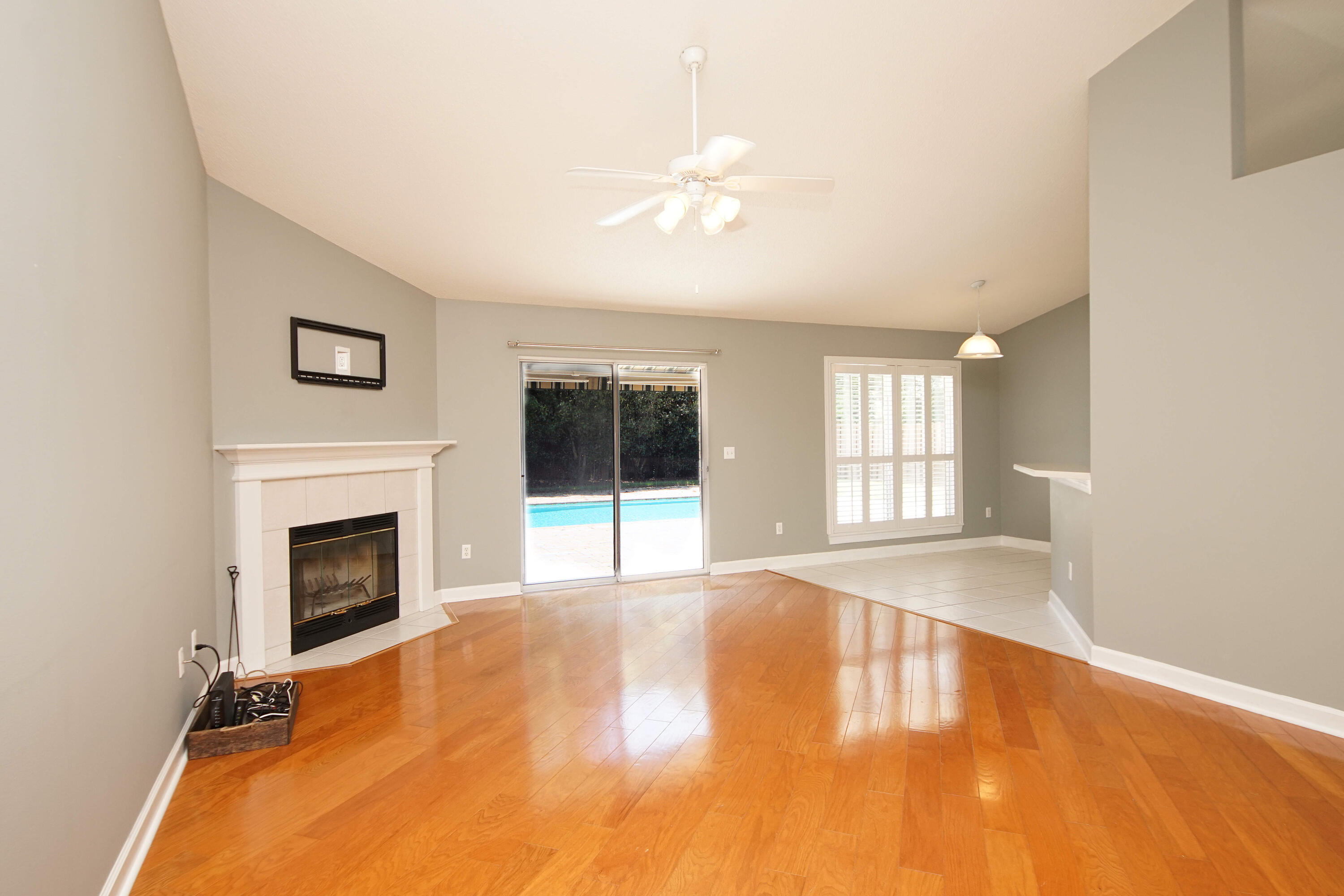 INDIAN LAKE - Residential Lease