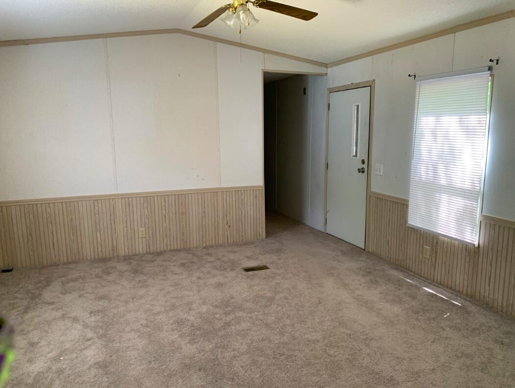 NO RECORDED SUBDIVISION - Residential