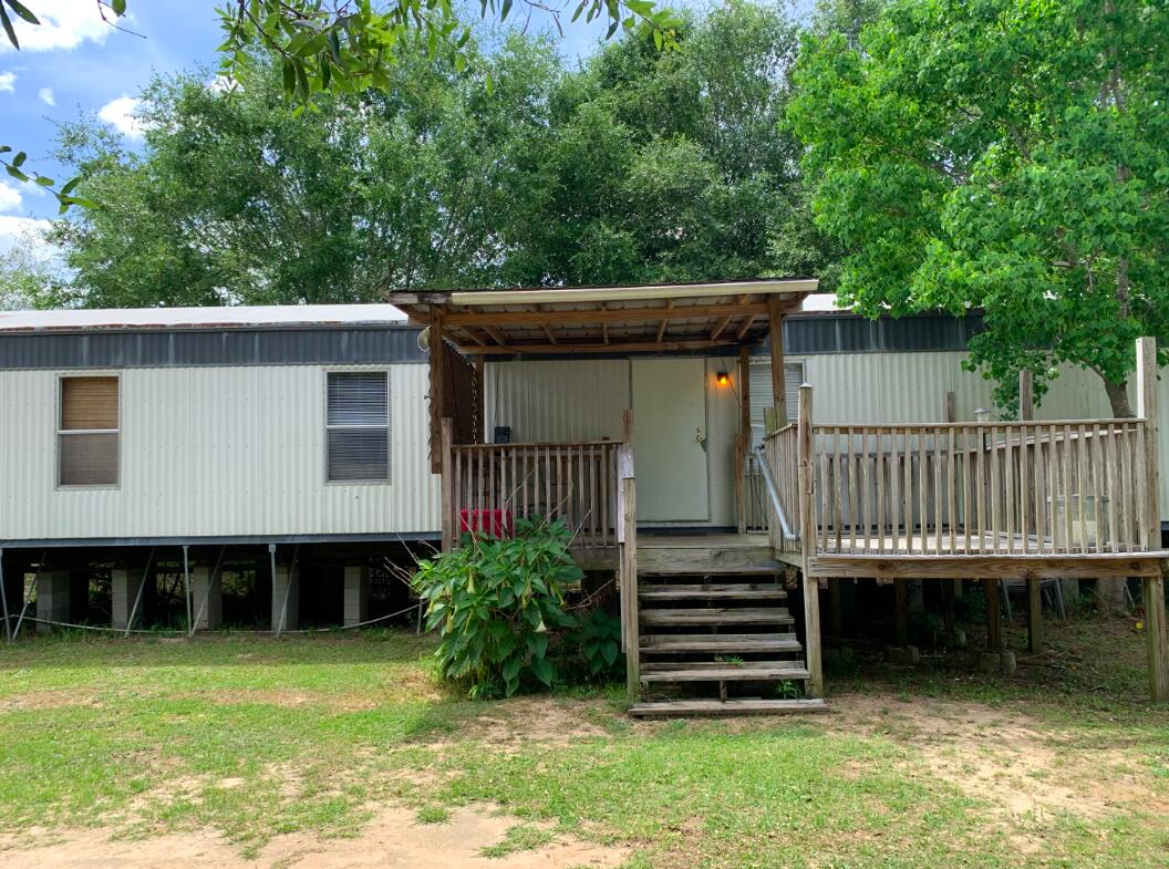 NO RECORDED SUBDIVISION - Residential