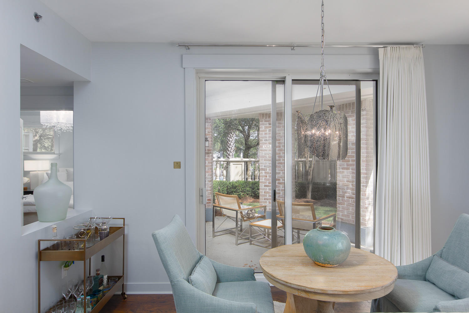 BAHIA CONDO - Residential