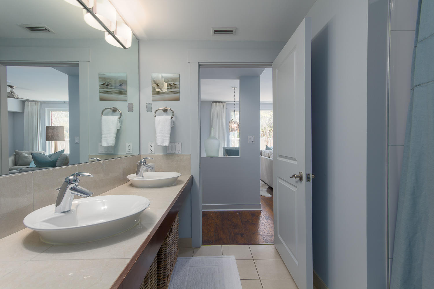 BAHIA CONDO - Residential