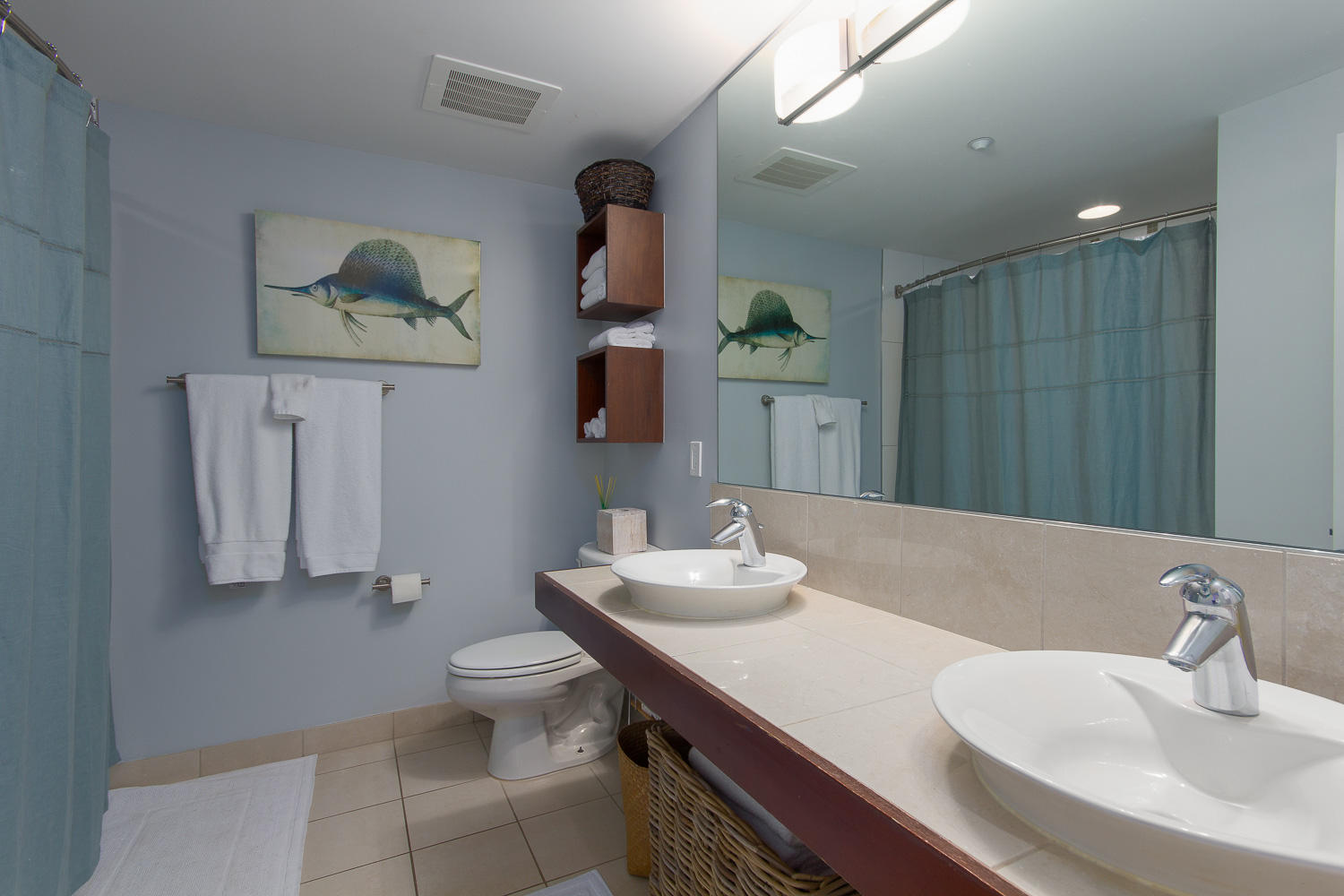 BAHIA CONDO - Residential