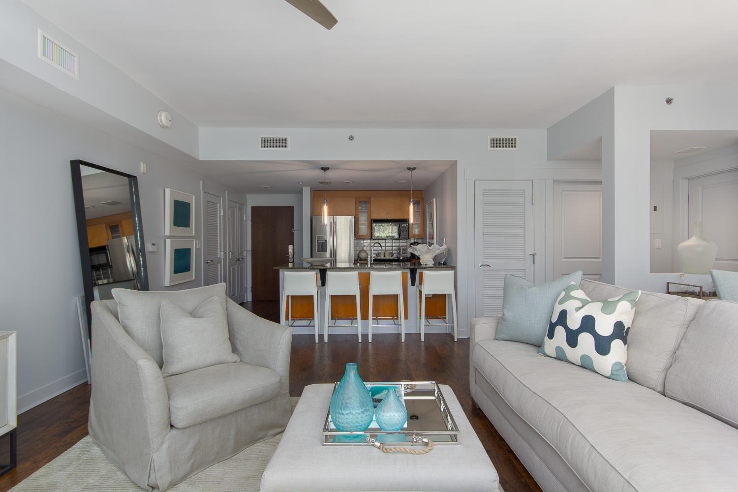 BAHIA CONDO - Residential