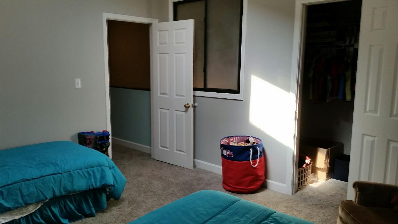 LAKESIDE CONDO AT BLUEWATER BAY - Residential