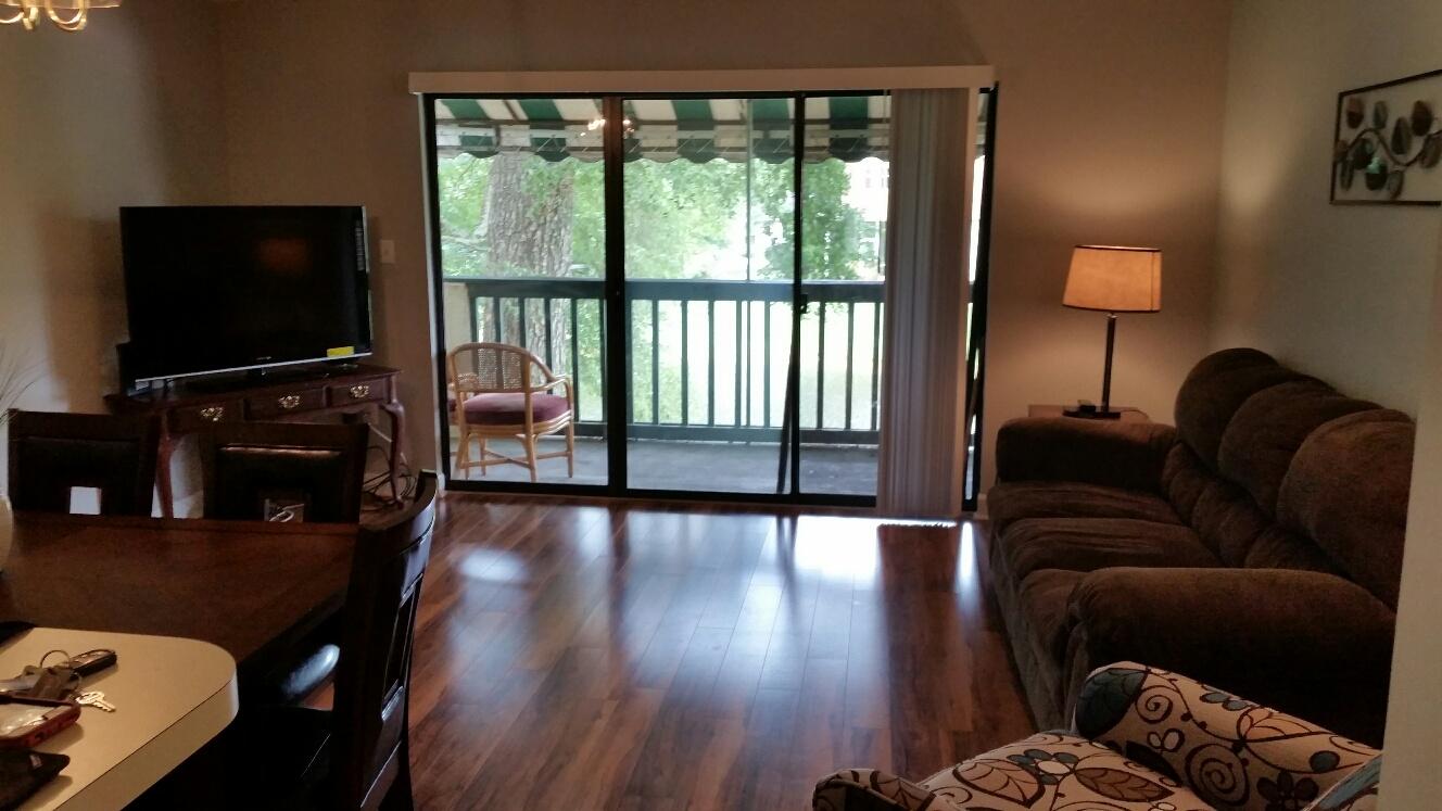 LAKESIDE CONDO AT BLUEWATER BAY - Residential