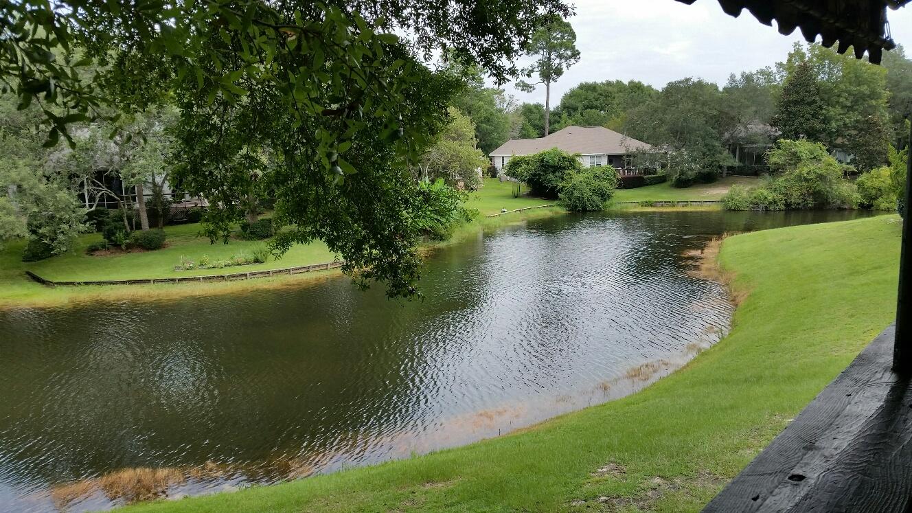 LAKESIDE CONDO AT BLUEWATER BAY - Residential