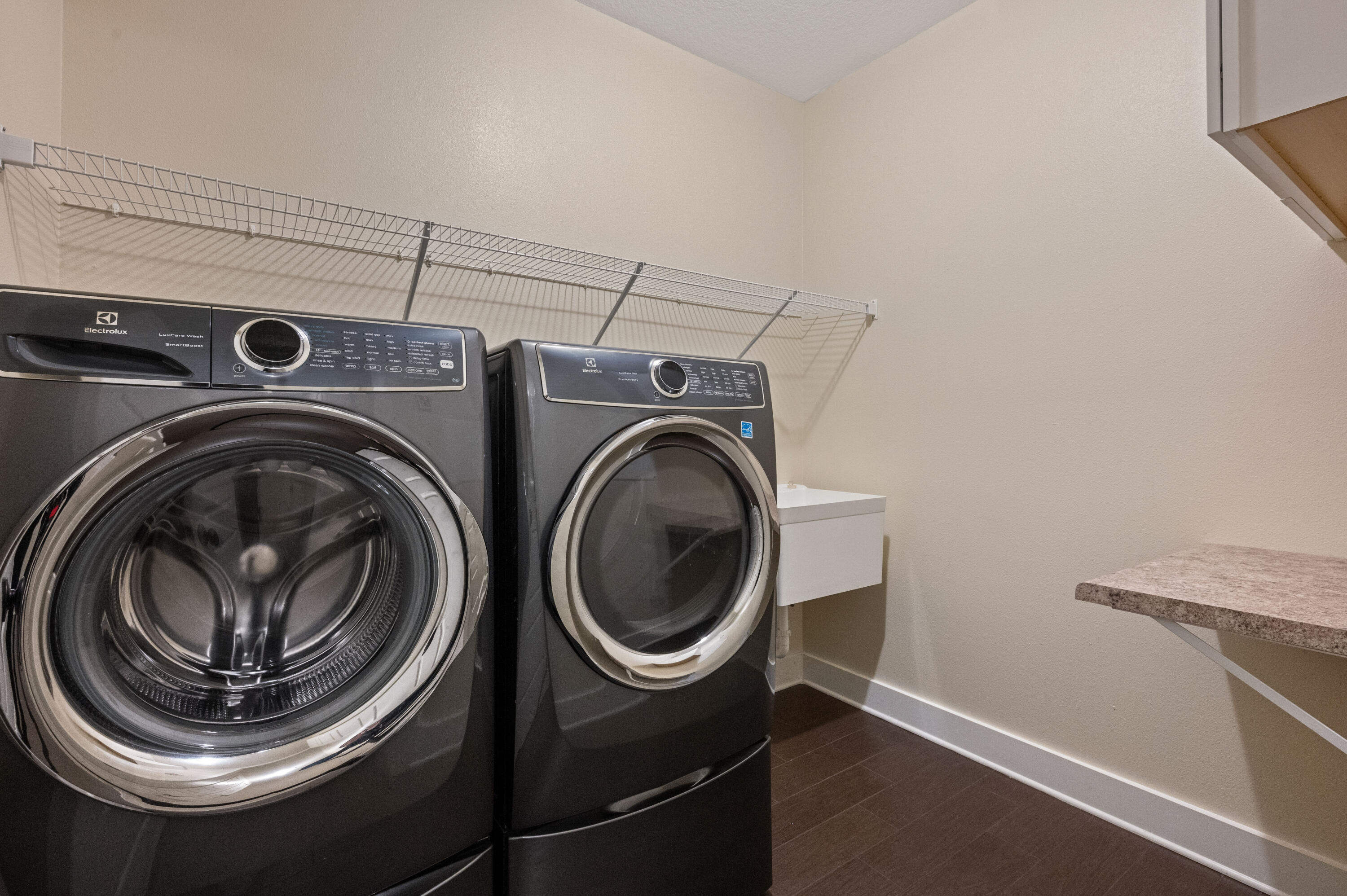 Hidden Lakes - Residential