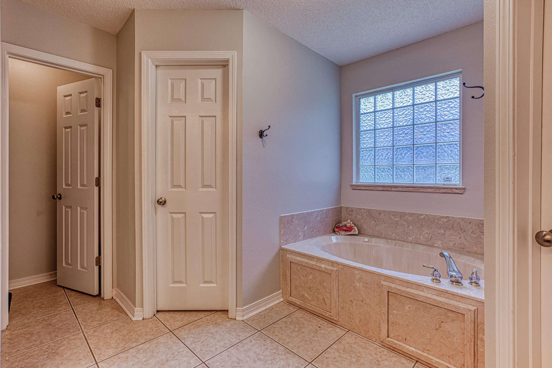 SILVER OAKS PH 2 - Residential