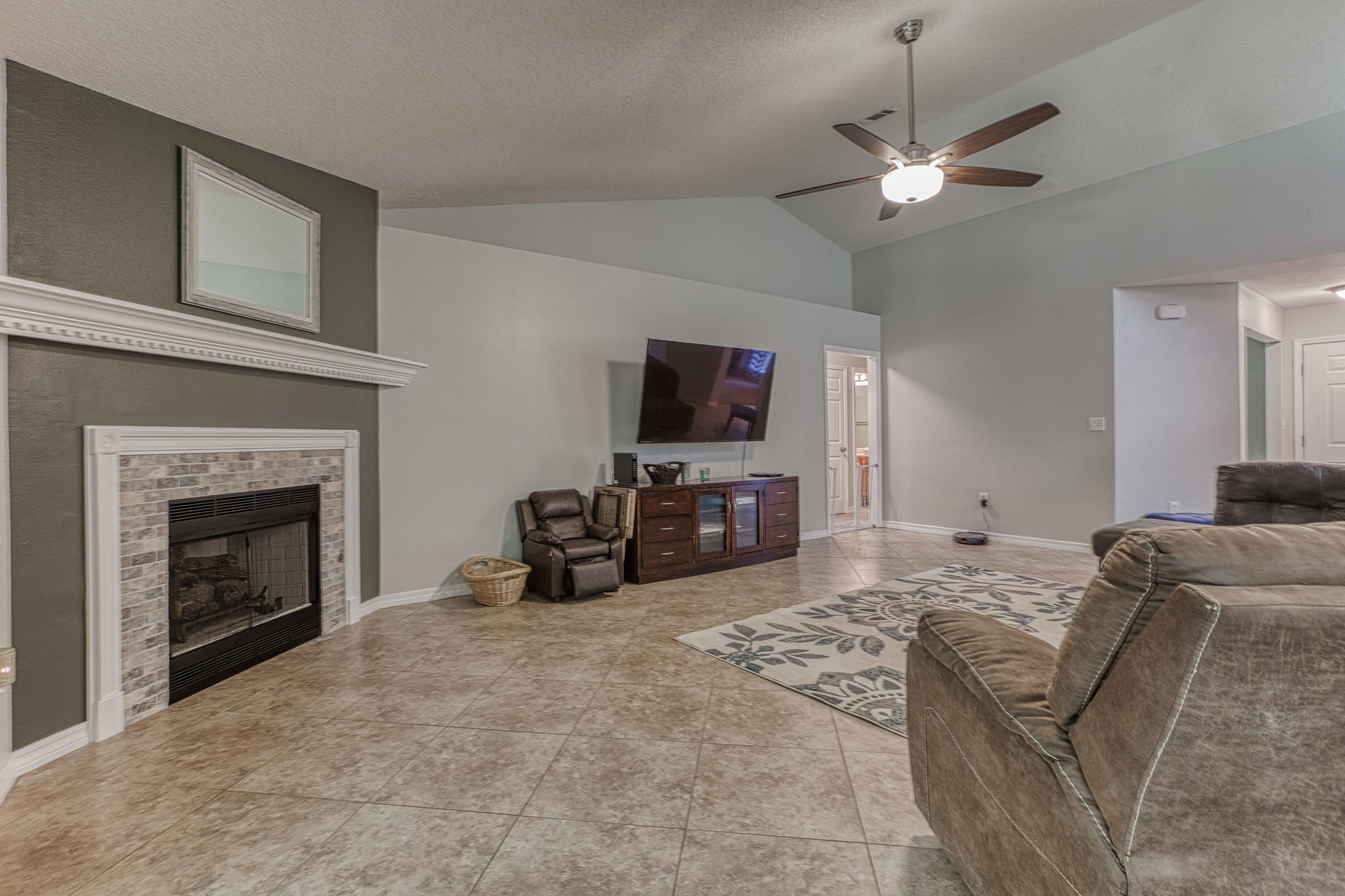 SILVER OAKS PH 2 - Residential