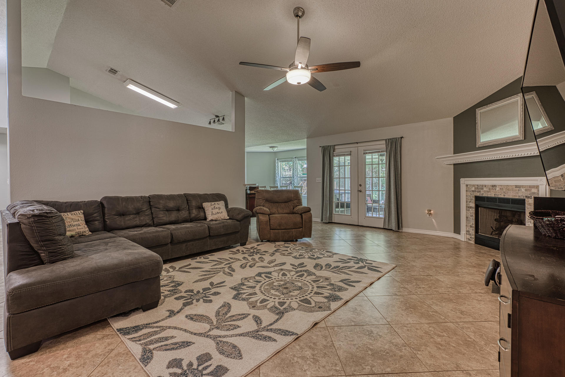 SILVER OAKS PH 2 - Residential