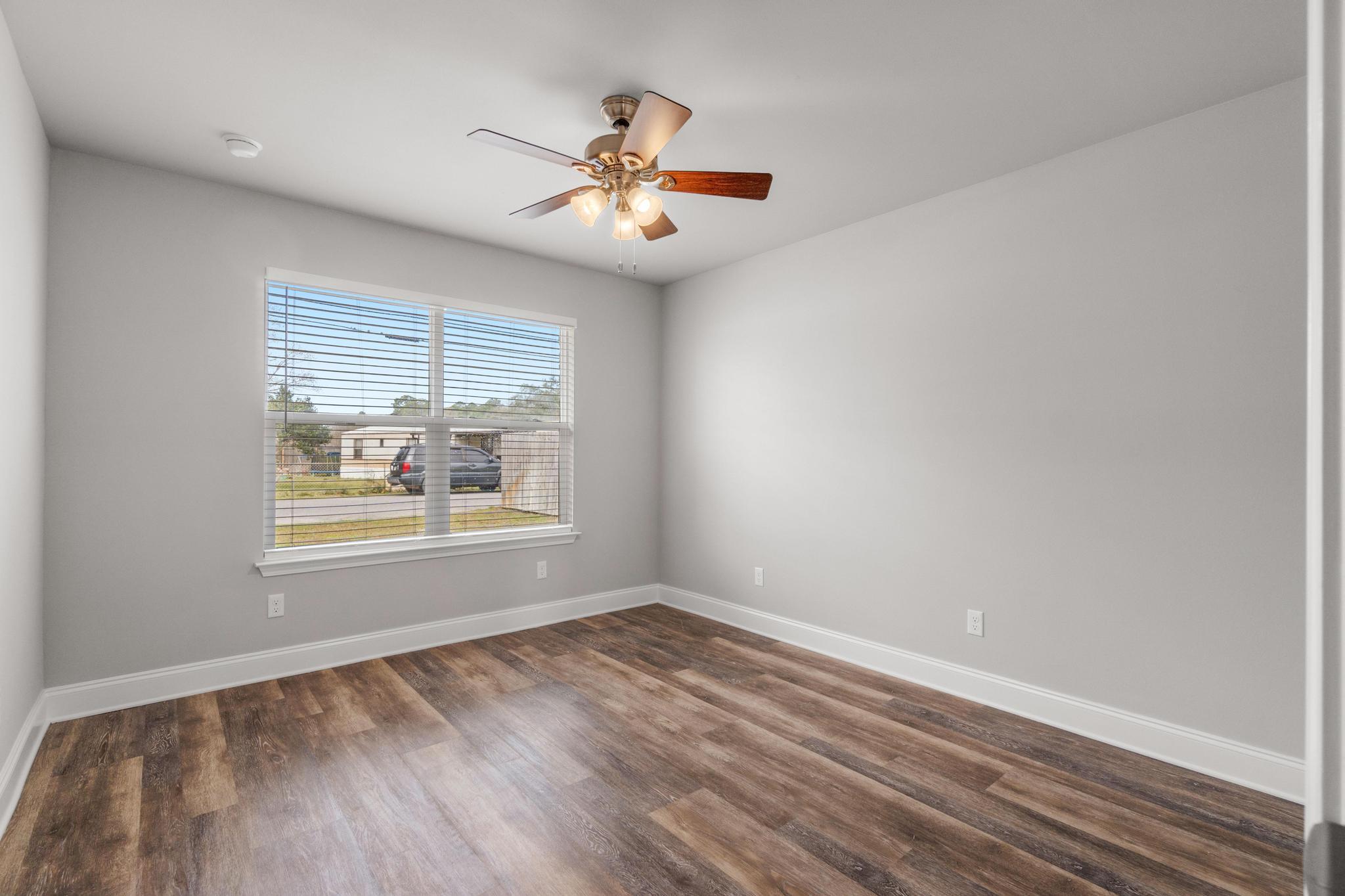 SEASHORE VILLAGE - Residential