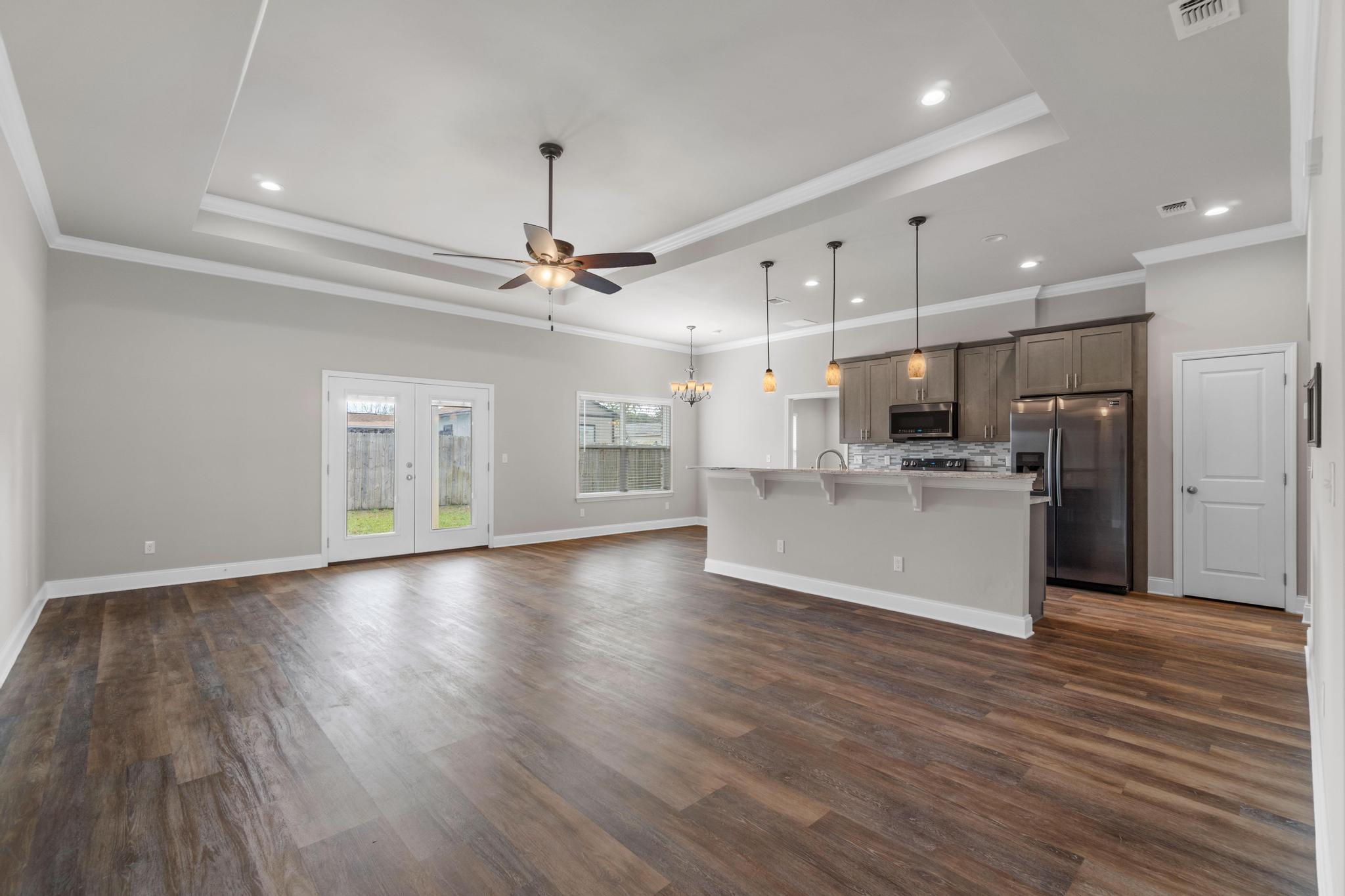 SEASHORE VILLAGE - Residential