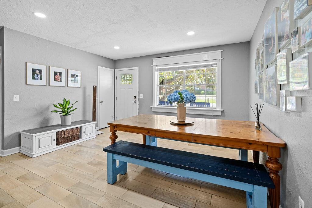 OAKLAND HEIGHTS 1ST ADDN - Residential