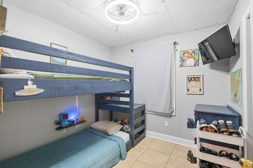 OAKLAND HEIGHTS 1ST ADDN - Residential