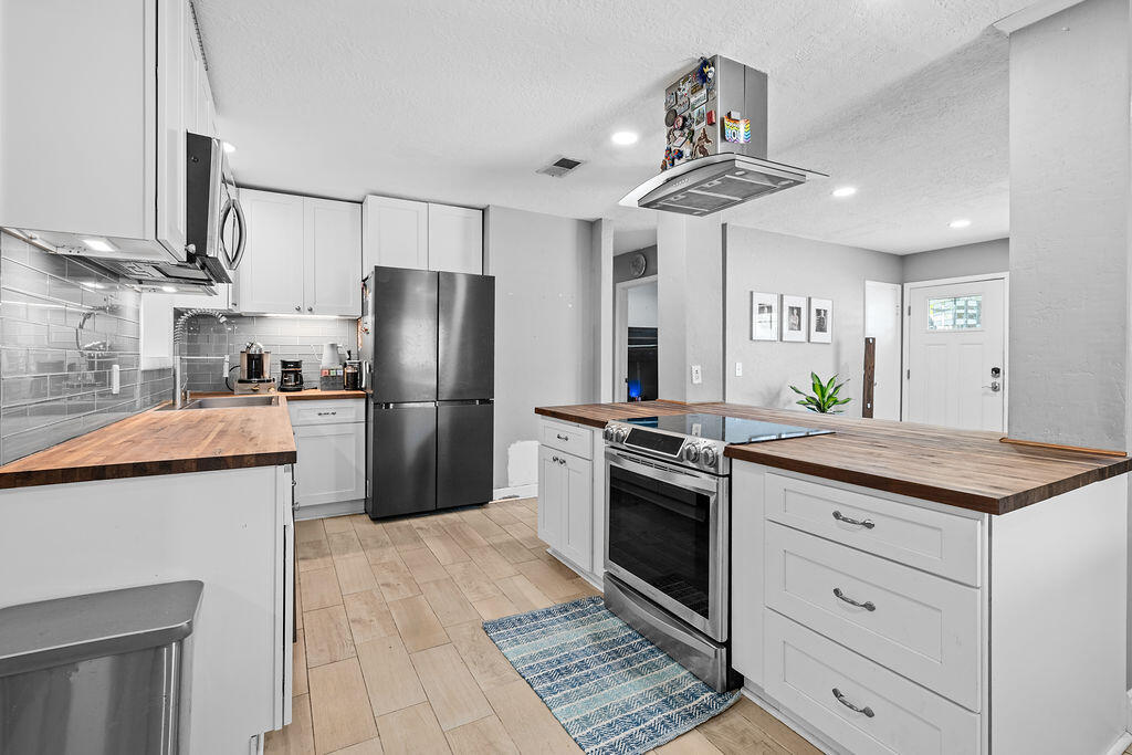 OAKLAND HEIGHTS 1ST ADDN - Residential