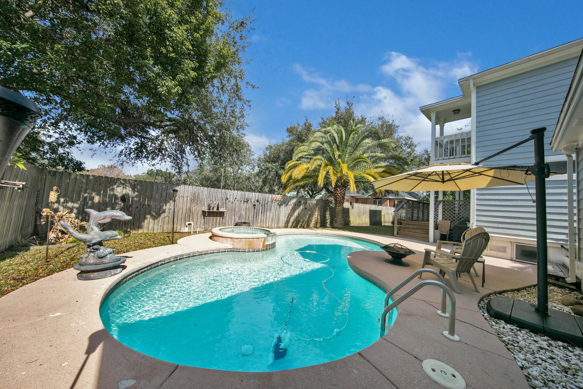 PALM SHORES - Residential