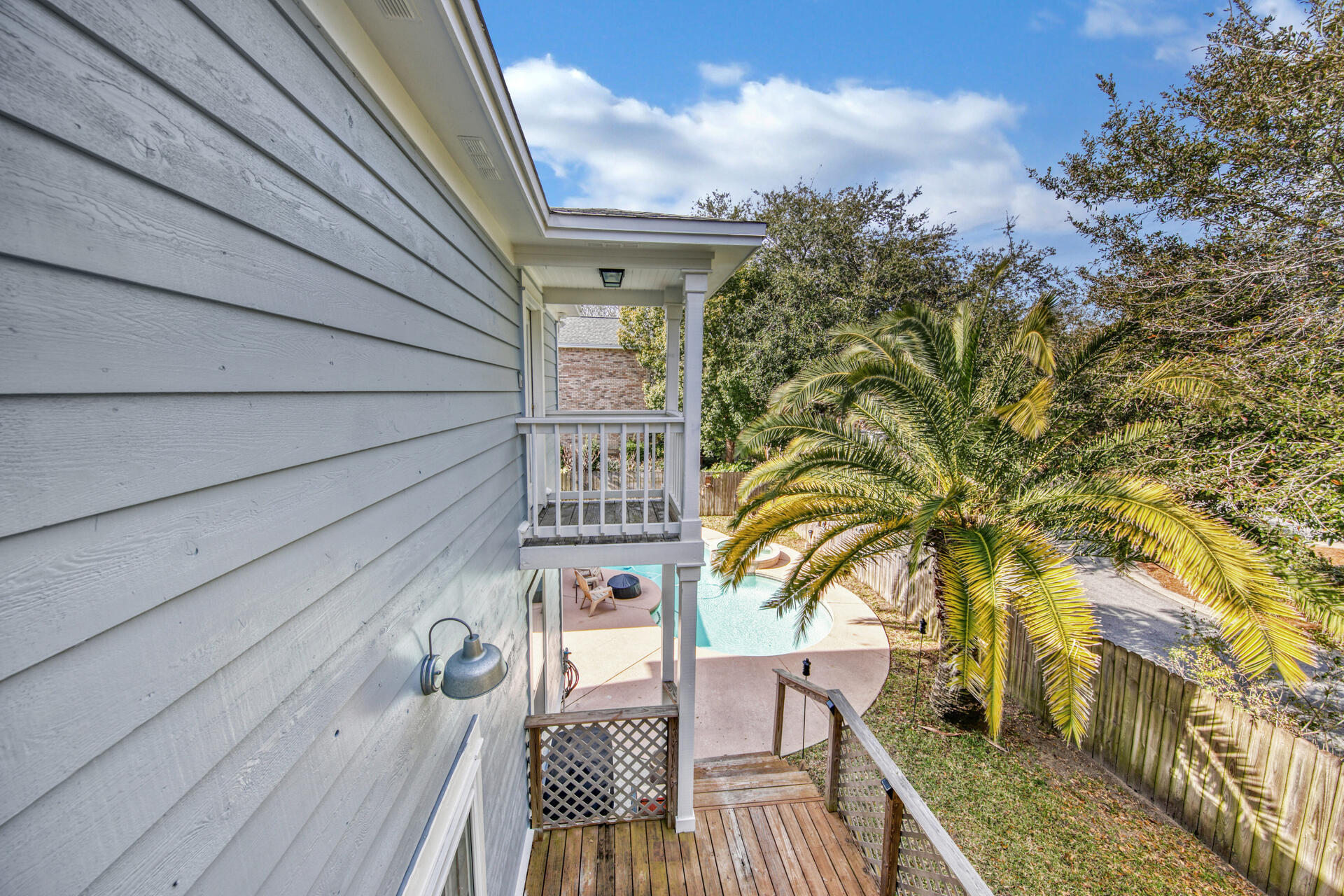 PALM SHORES - Residential