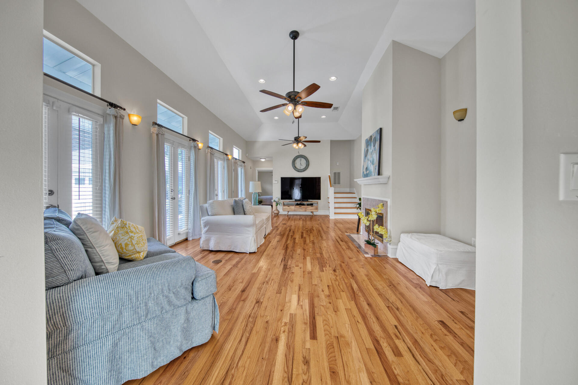 PALM SHORES - Residential