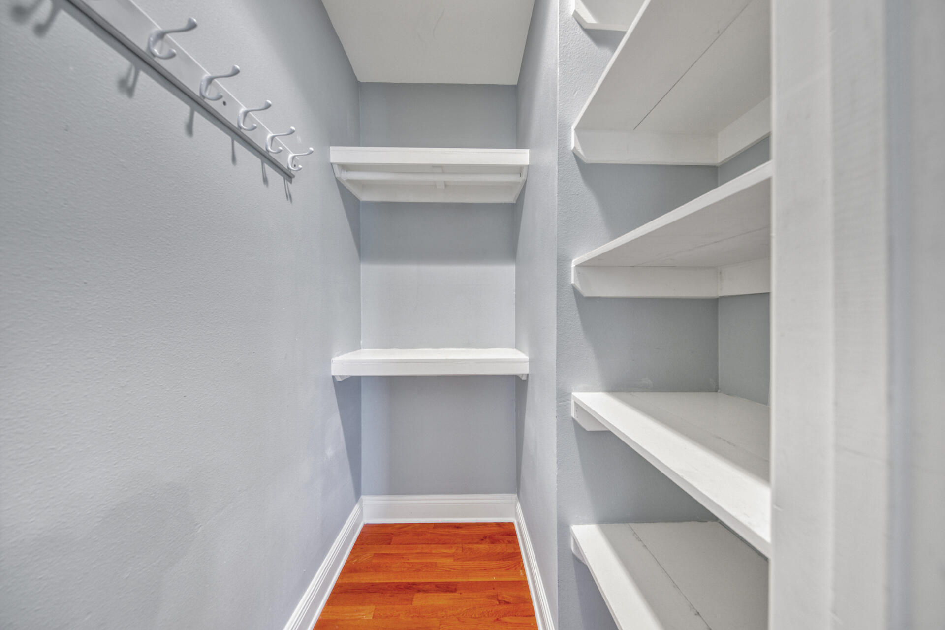 PALM SHORES - Residential