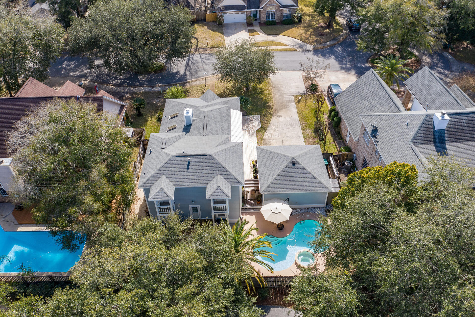 PALM SHORES - Residential