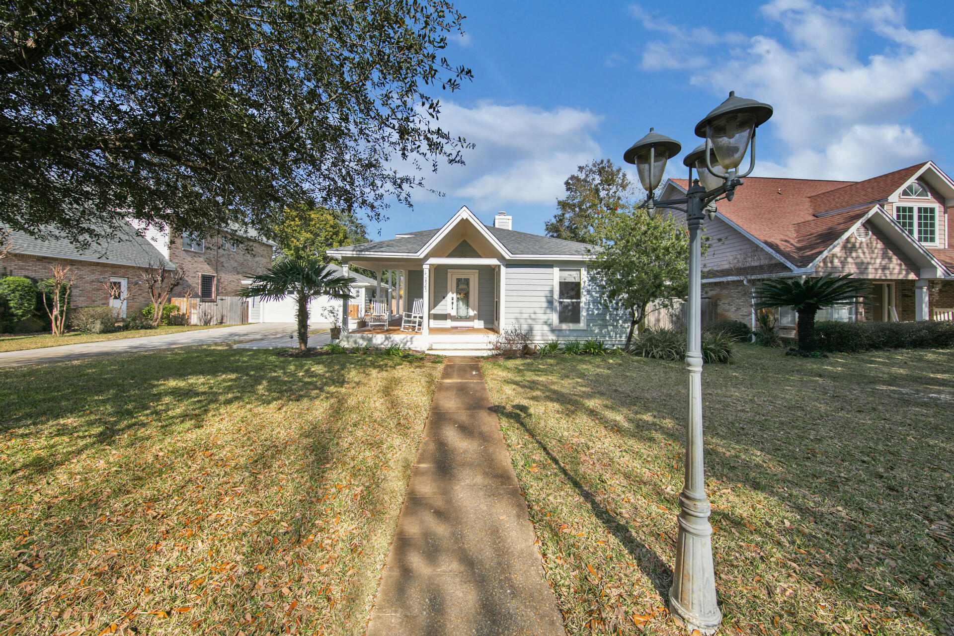 PALM SHORES - Residential