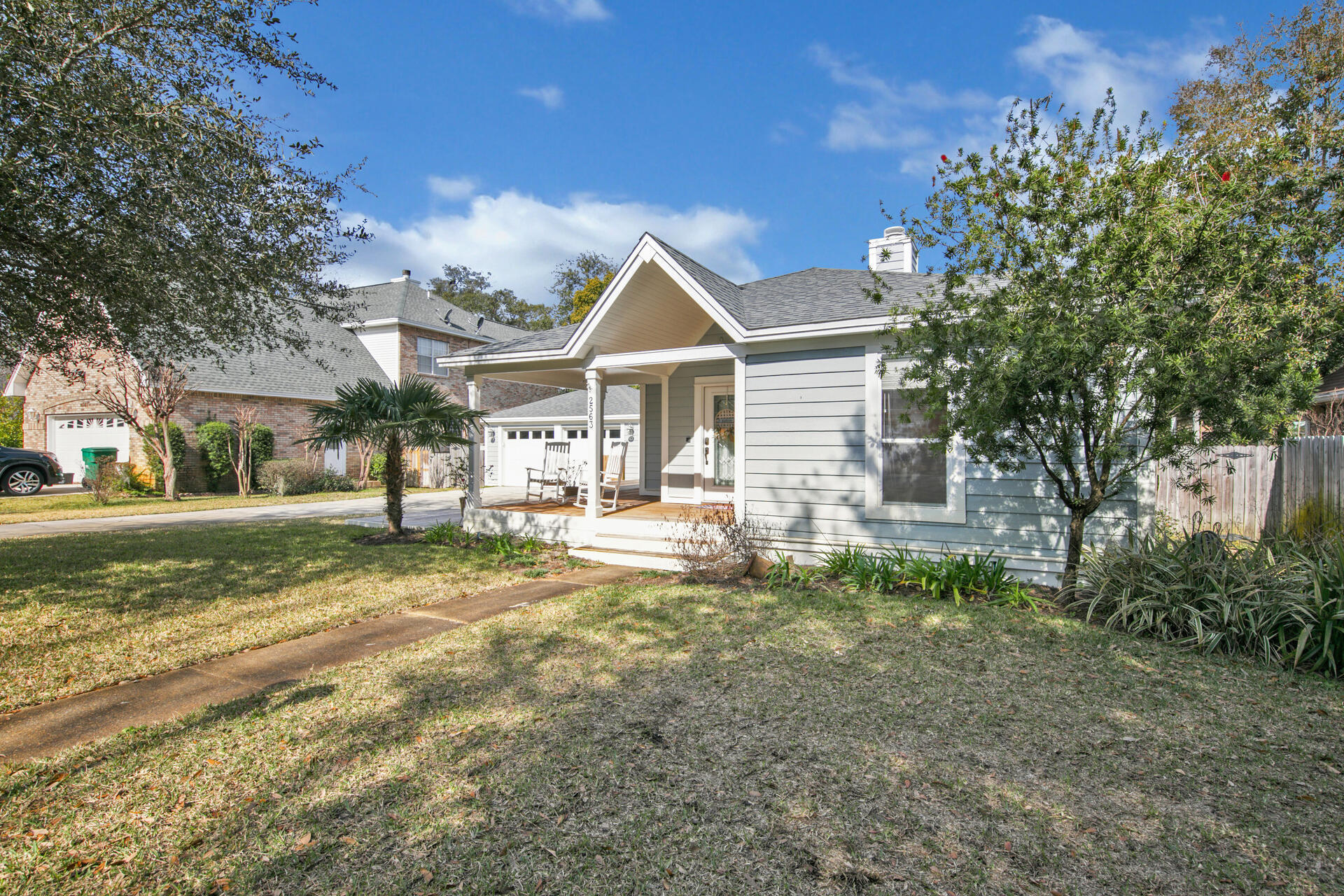 PALM SHORES - Residential