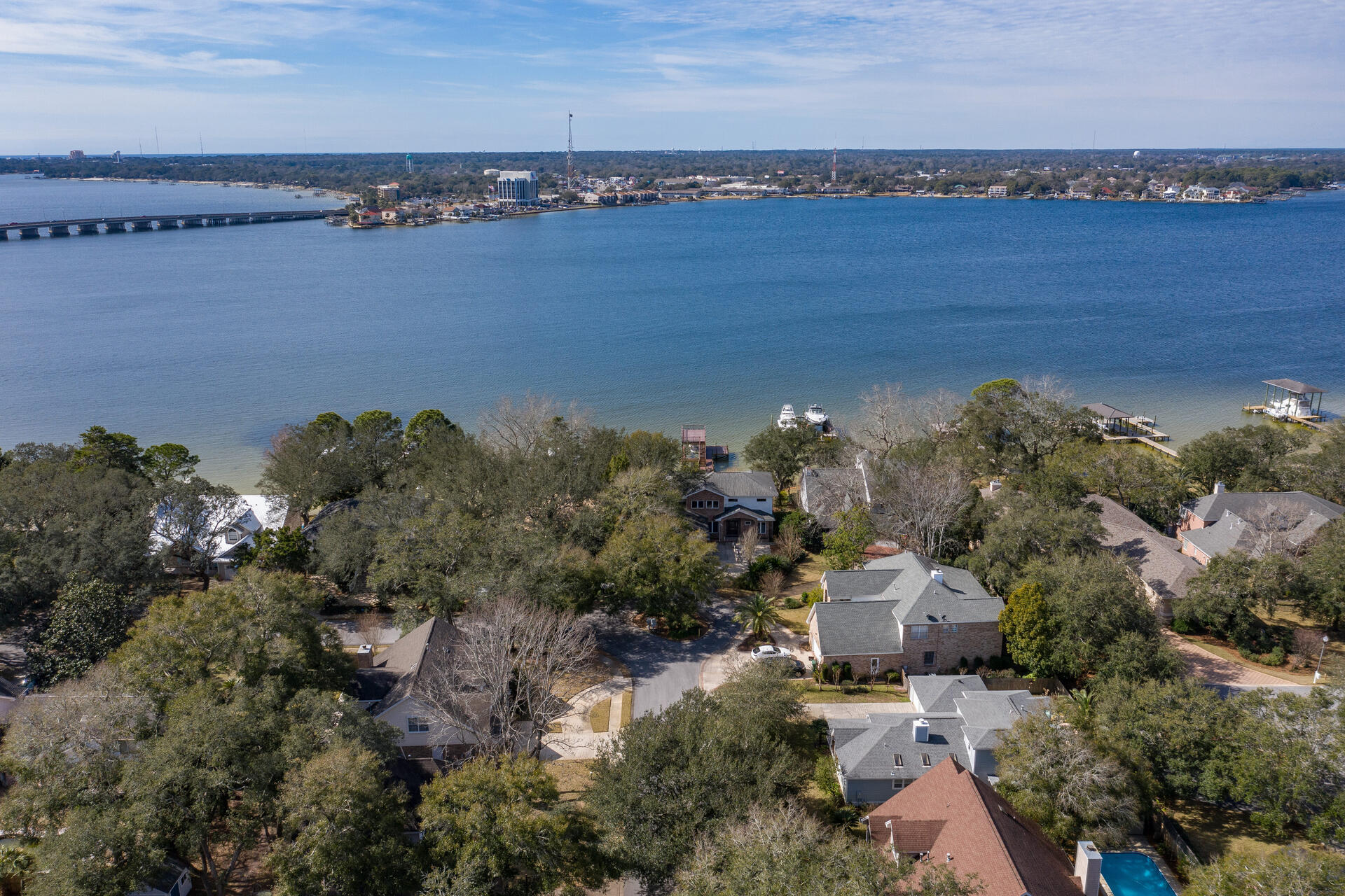 PALM SHORES - Residential