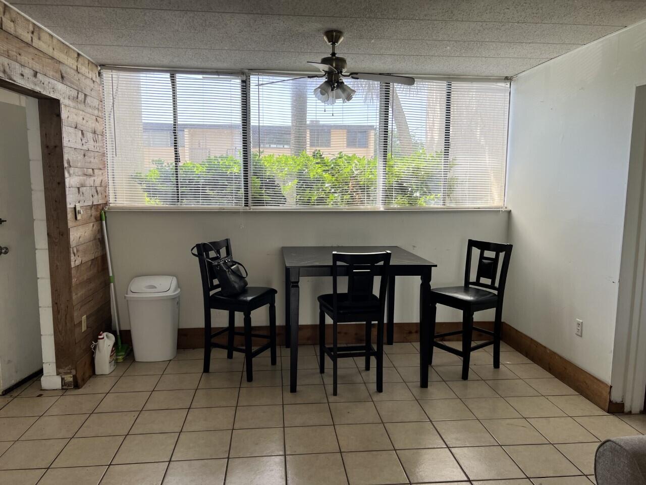 SEA PALM CONDO - Residential