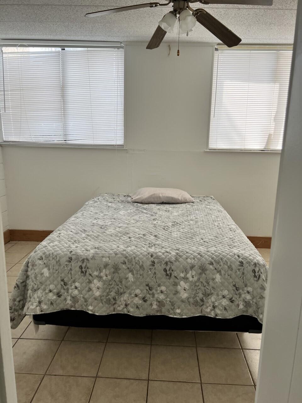 SEA PALM CONDO - Residential