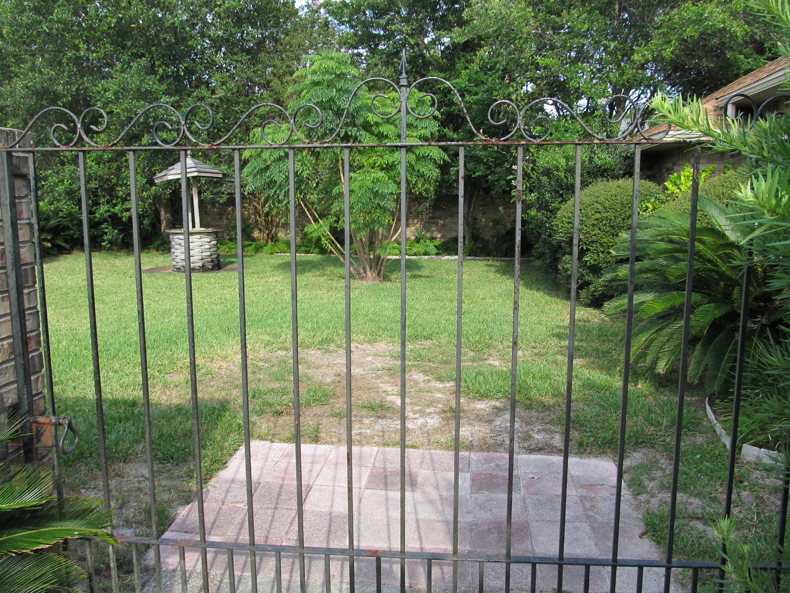 EMERALD BREEZE ESTATES - Residential