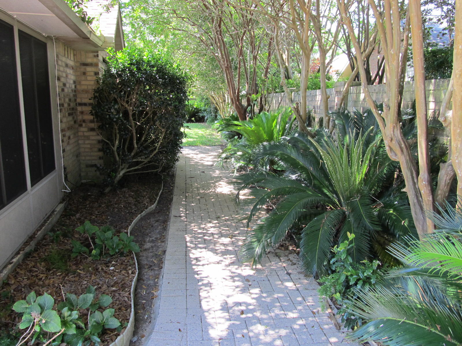 EMERALD BREEZE ESTATES - Residential