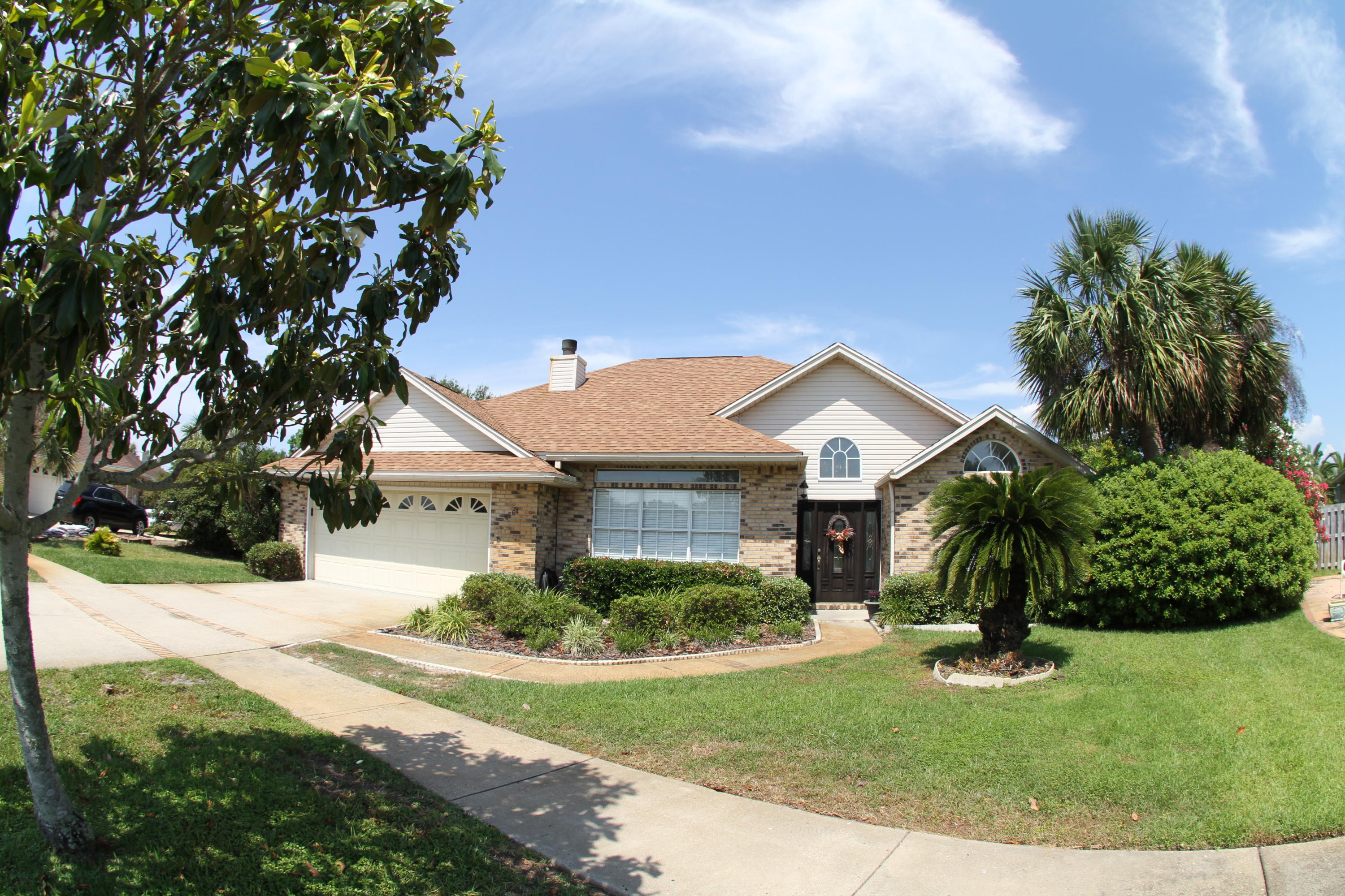 EMERALD BREEZE ESTATES - Residential