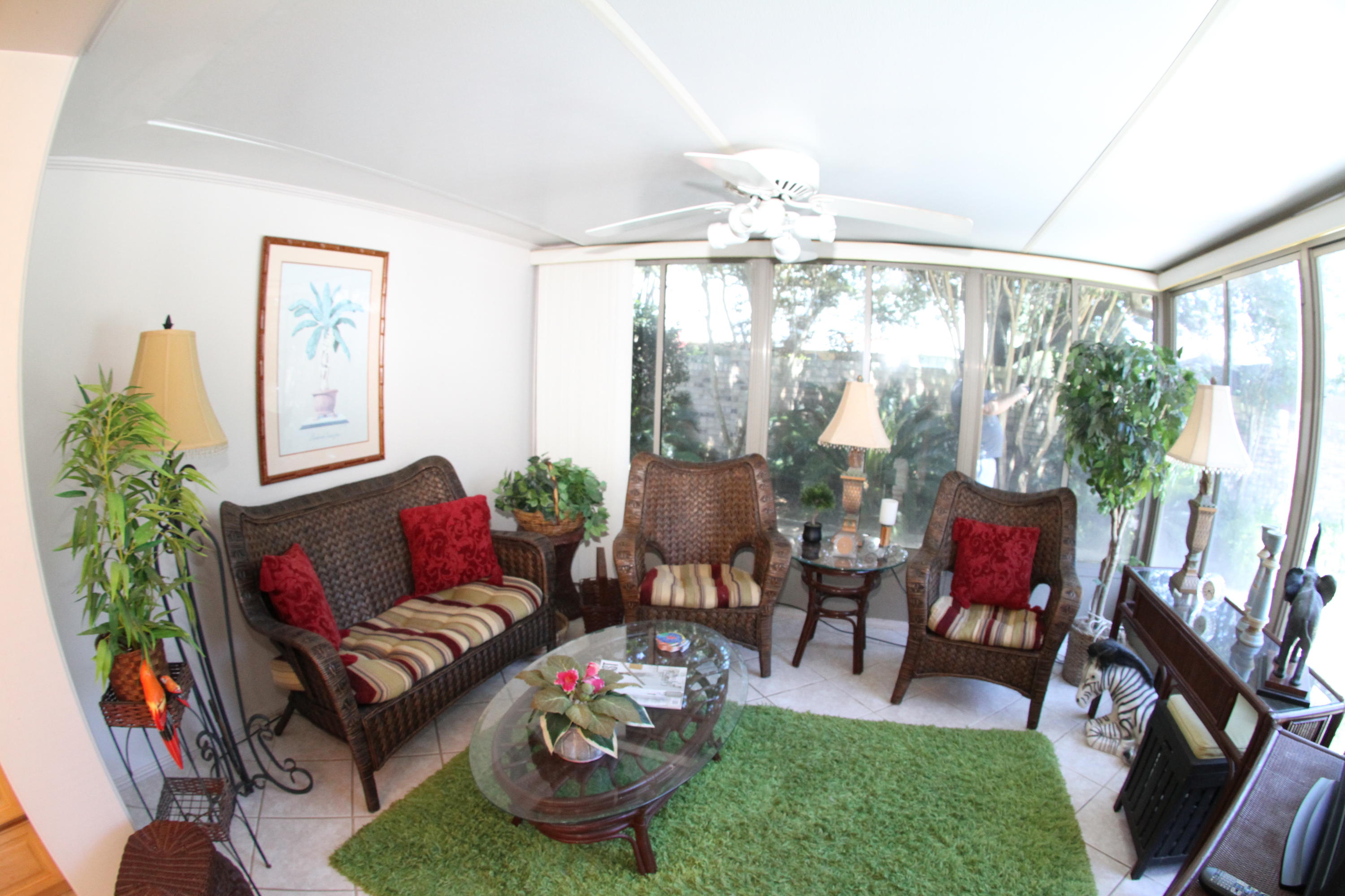 EMERALD BREEZE ESTATES - Residential