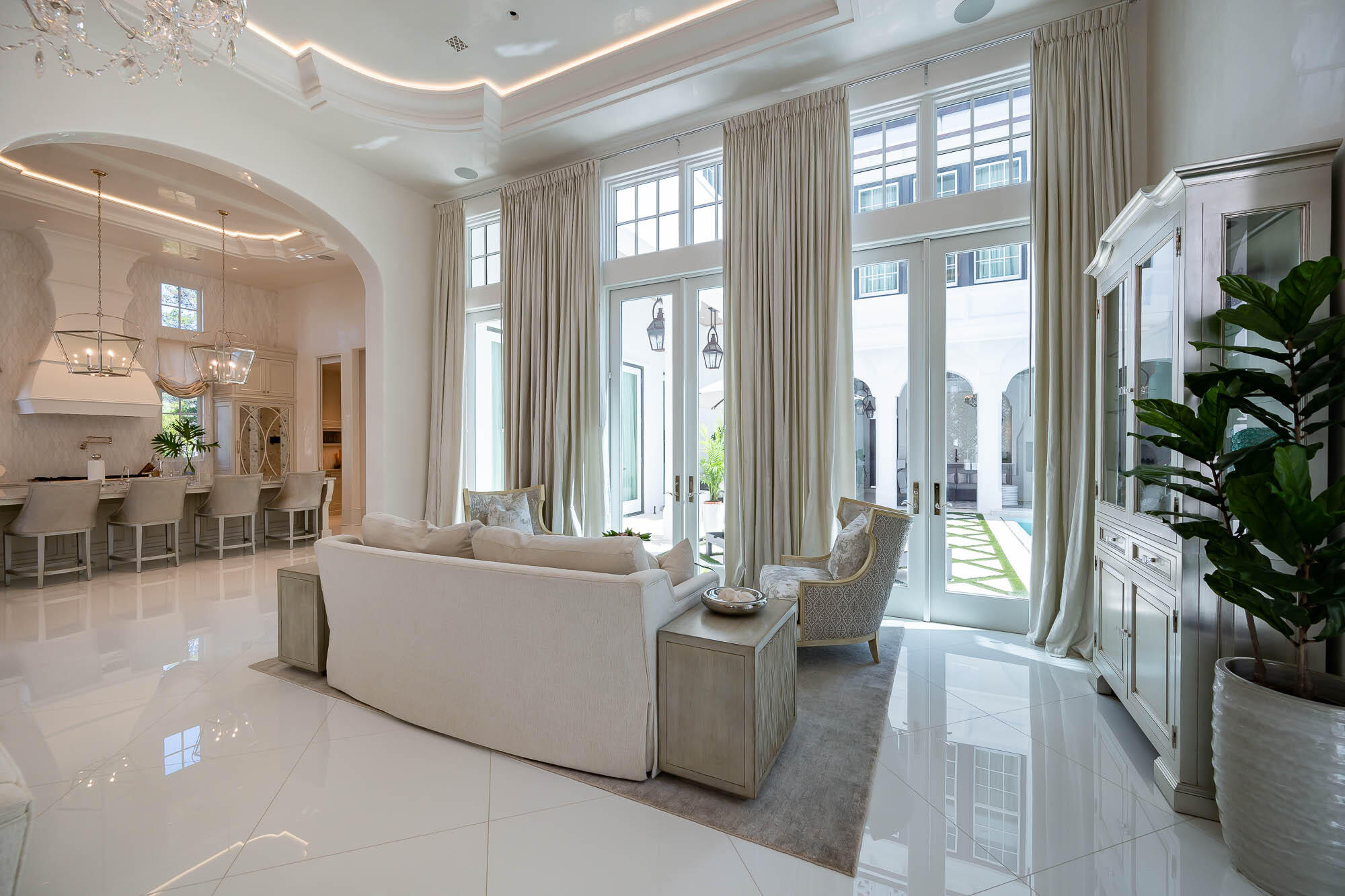 ALYS BEACH - Residential