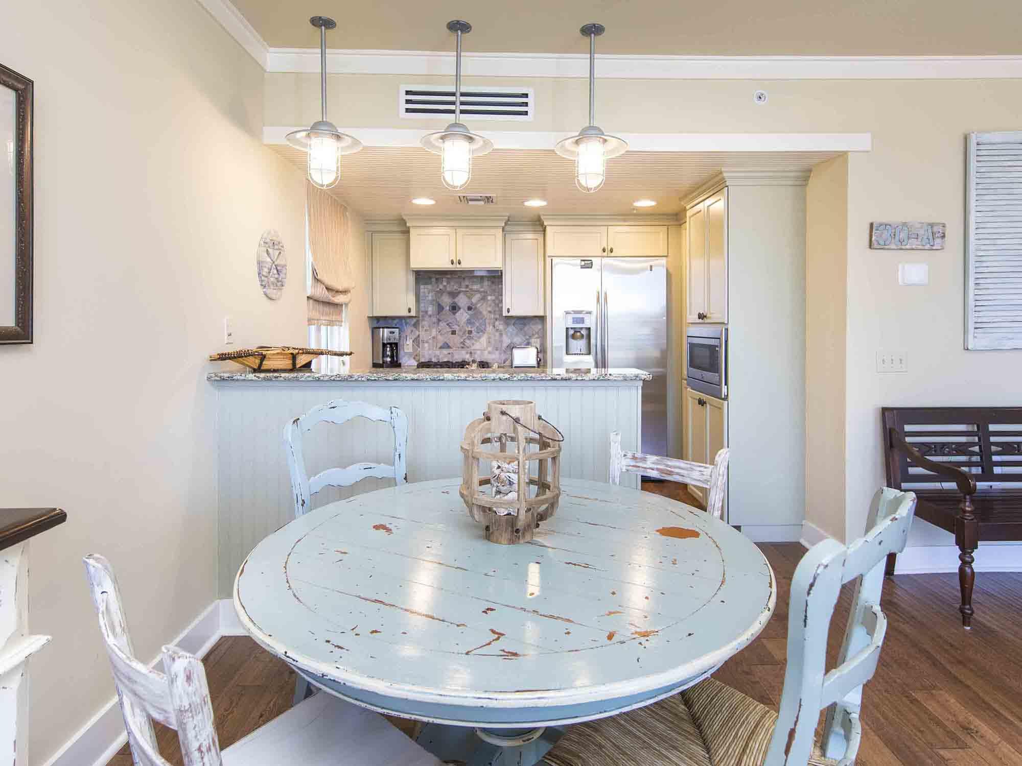 SIX PALMS, GULF PLACE - Residential