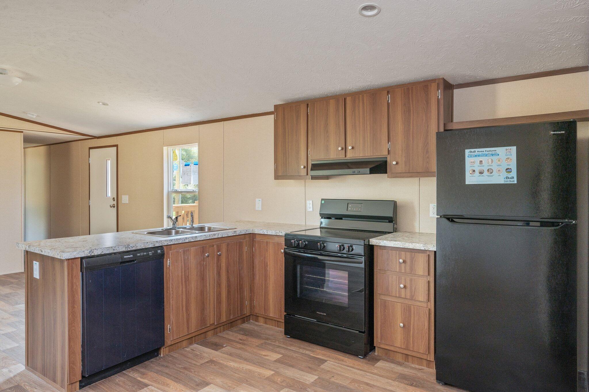 OAKWOOD HILLS UNIT 1 - Residential