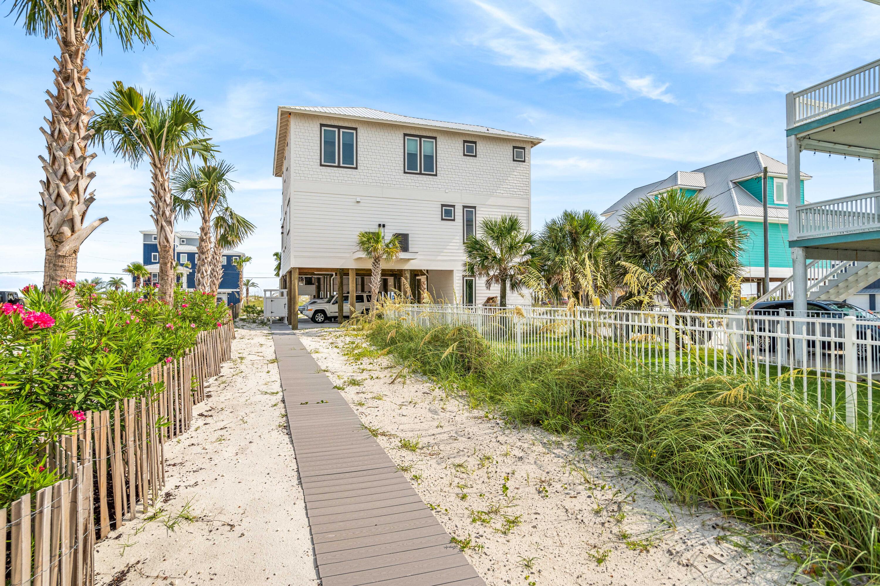 NO RECORDED SUBDIVISION - Residential