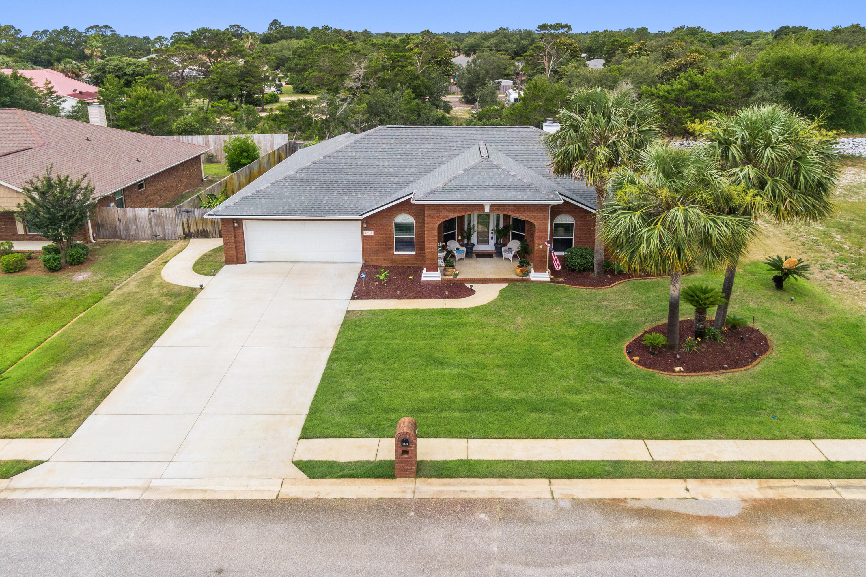 SAVANNAH PLANTATION - Residential