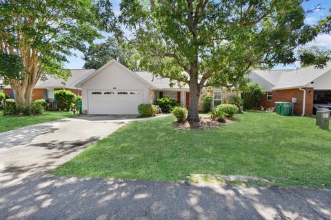 A home in Niceville